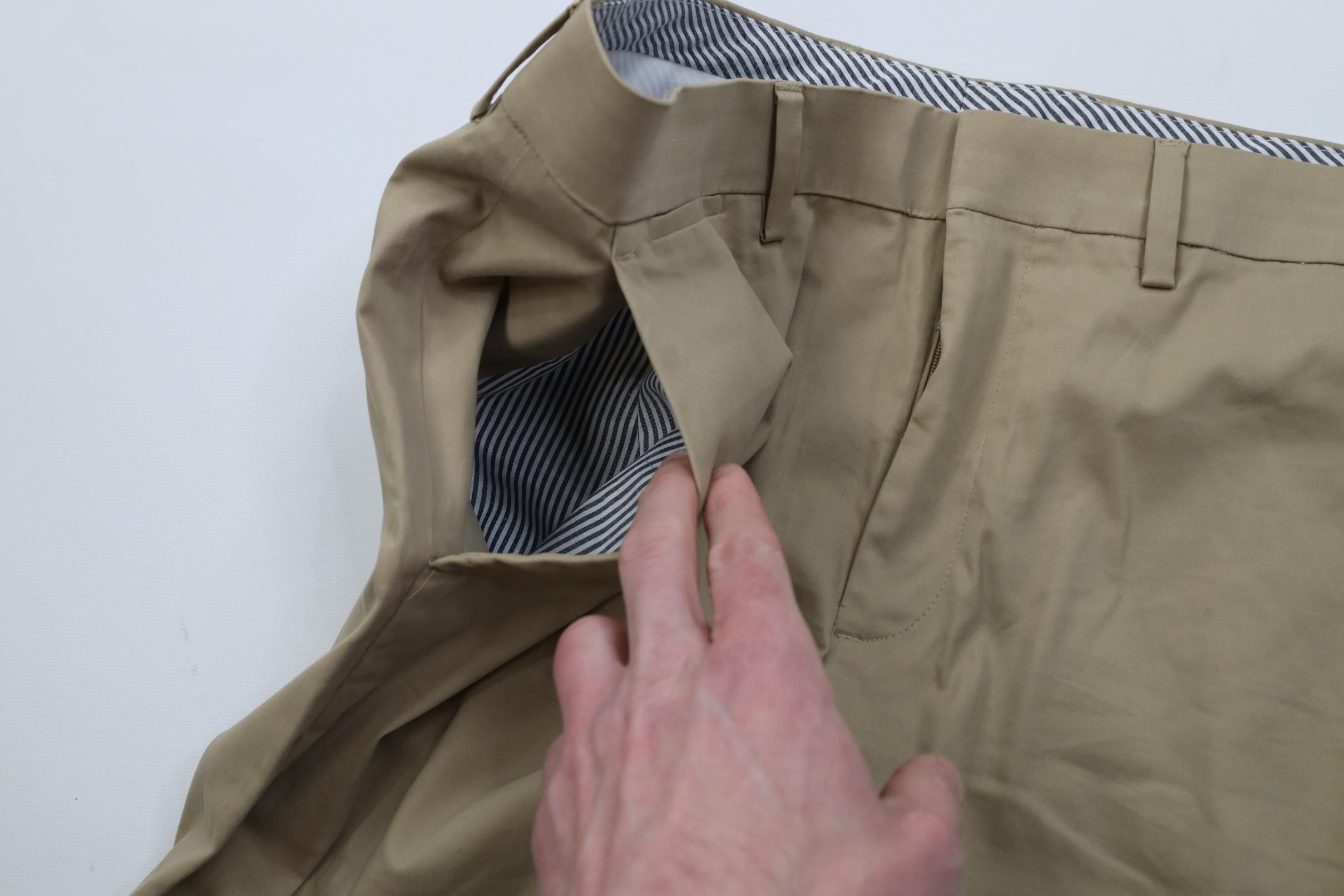 Express Express Stretch+ Extra Slim Fit Chino Pants Trousers Beige Size US 34 / EU 50 - 8 Thumbnail