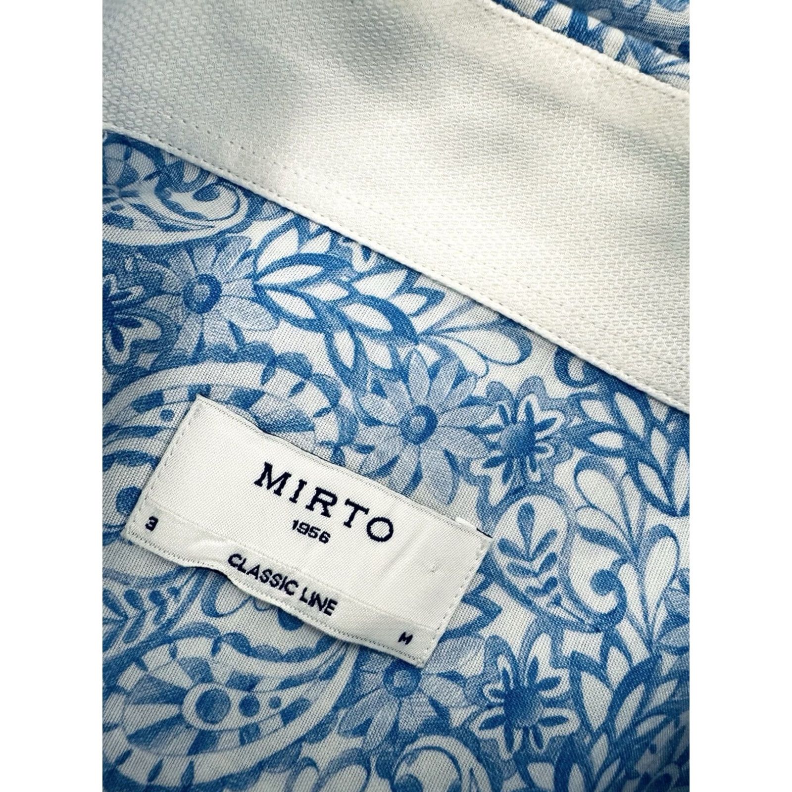 Vintage MIRTO 1956 - LINEN BLEND Paisley Floral Mens Shirt M Blue/White Long Sleeve Button-Up 3 / M Shirt Mens Linen Floral Mirto 1956 Shirt Size US M / EU 48-50 / 2 - 4 Thumbnail