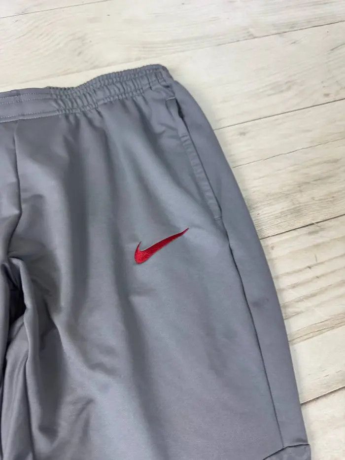 Nike Nike Liverpool Tracksuit Jacket And Pants Football Soocer Size US M / EU 48-50 / 2 - 13 Thumbnail