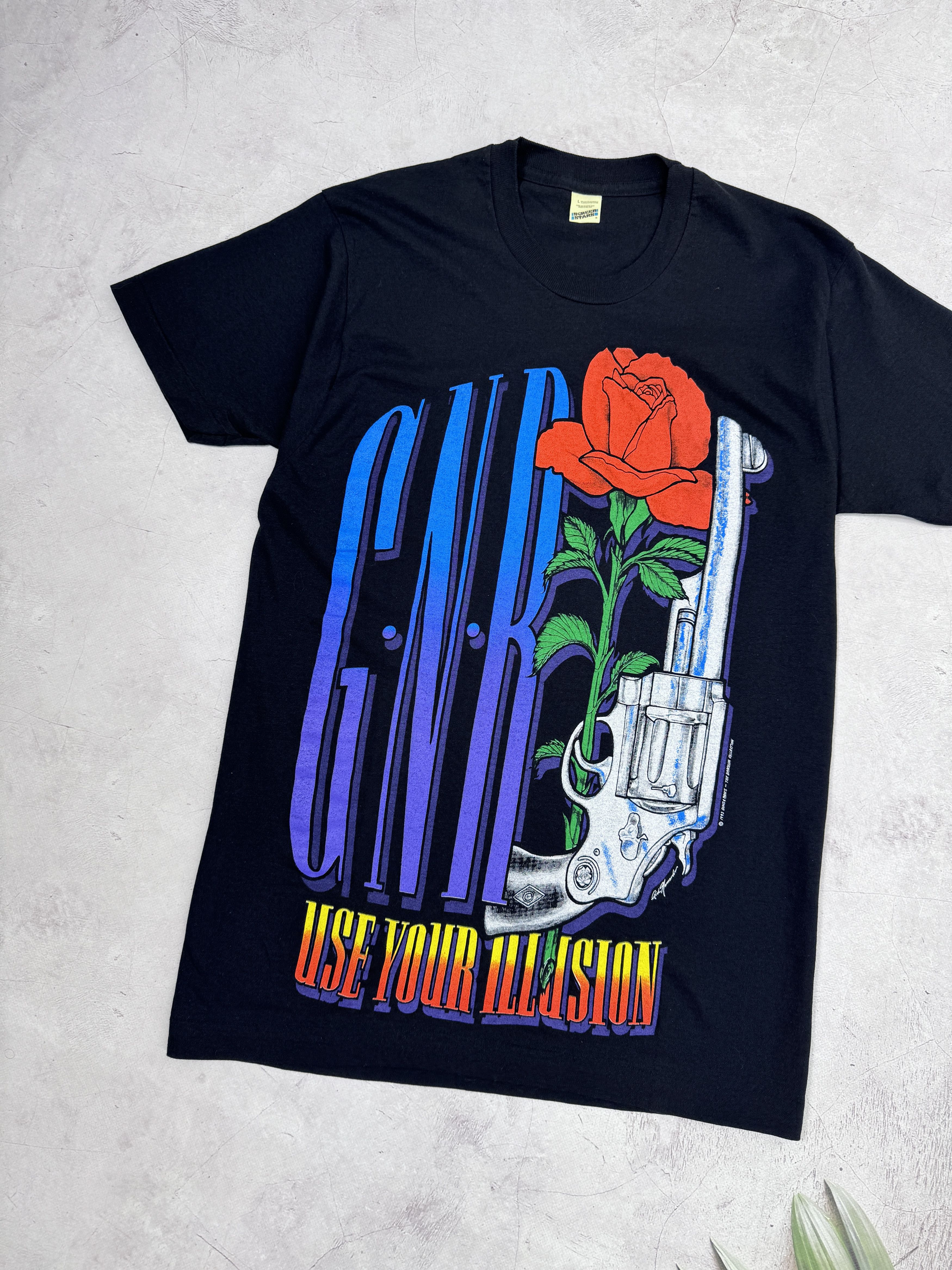 Guns N' Roses Vintage Guns N Roses T-Shirt Use Your Illusion 91/92/93 Size US M / EU 48-50 / 2 - 3 Thumbnail