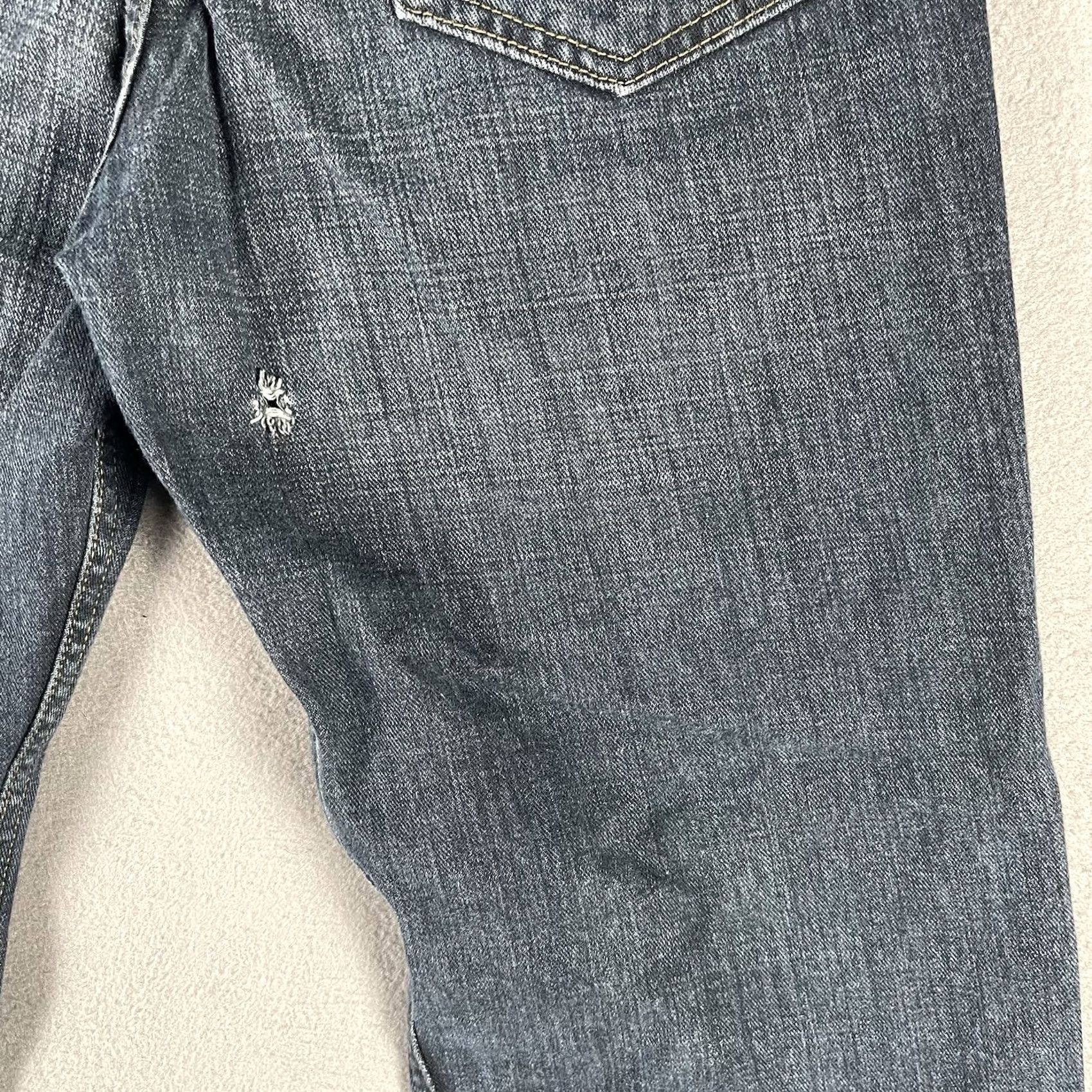 Levi's Levi's Signature Relaxed Fit Jeans Mens 32x32 Blue Denim Distressed Workwear Straight 5-Pocket USA 90s Vintage Denim Signiture Theme Mens Size US 32 / EU 48 - 4 Thumbnail