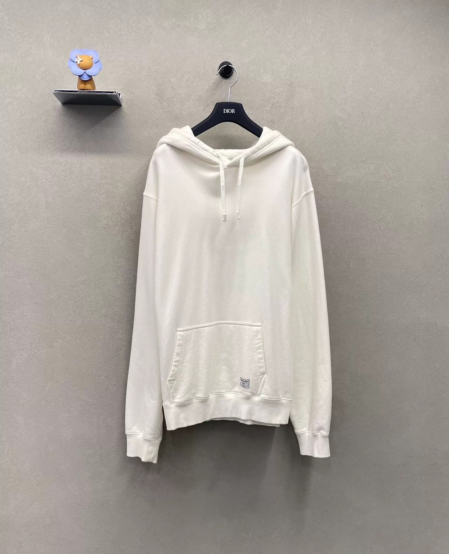 Dior DIOR White Hoodie XL Minimalist Casual Luxury Size US XL / EU 56 / 4 - 1 Thumbnail