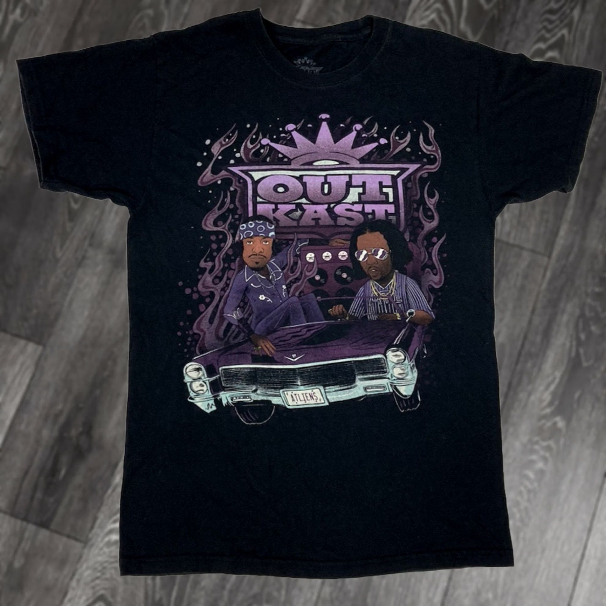 Vintage Outkast T-Shirt Women Small Black Short Sleeve Music Shirt Size S / US 4 / IT 40 - 1 Thumbnail