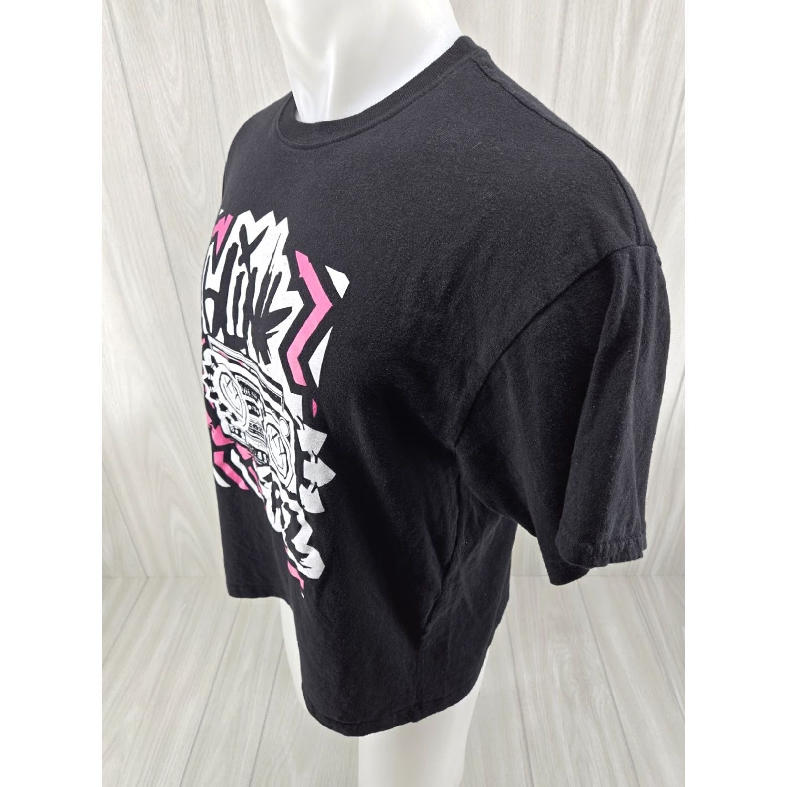Vintage Blink 182 Radio Stereo Boombox T-Shirt Black Small Mens Women Unisex Adults Short Sleeve Crew Neck Shirt Size S / US 4 / IT 40 - 4 Thumbnail