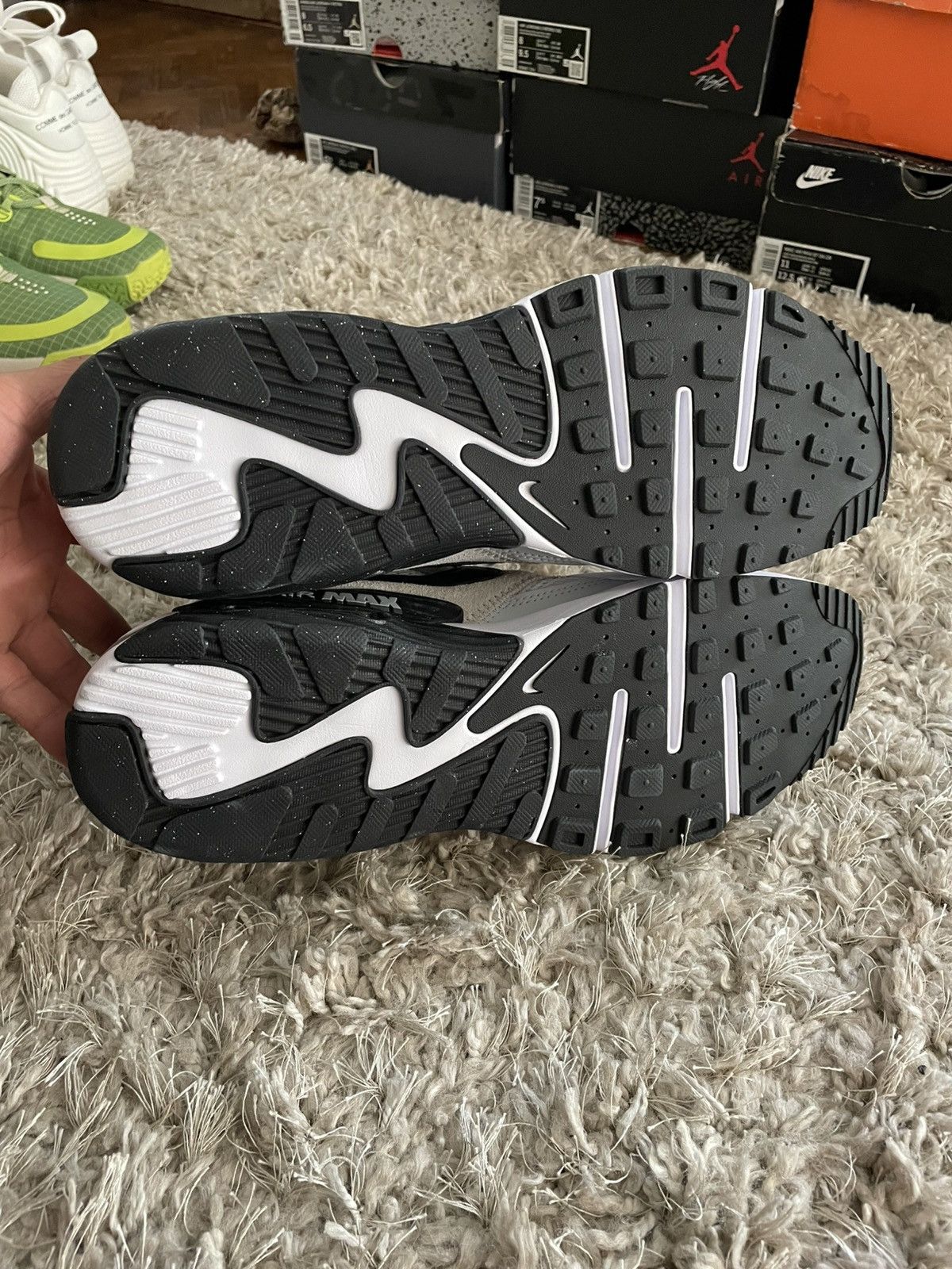 Nike Nike Air Max Excee White Black Size US 10.5 / EU 43-44 - 9 Thumbnail