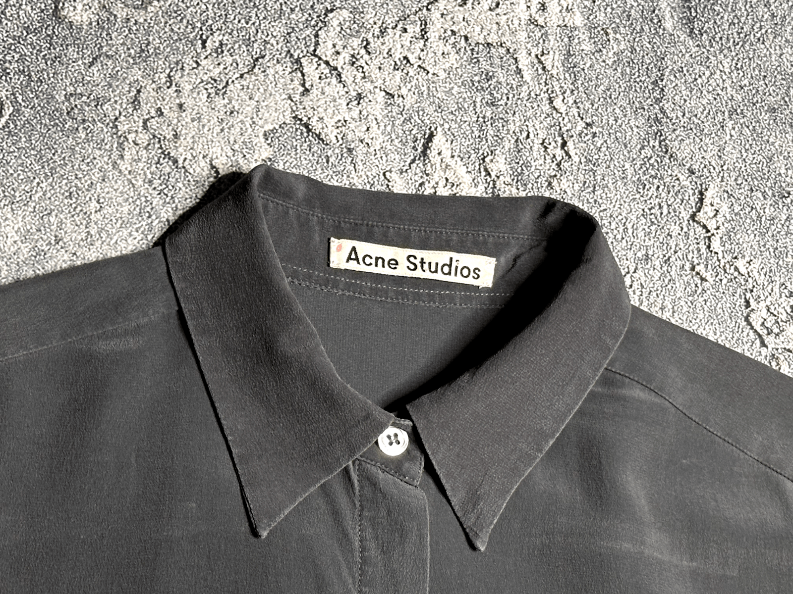 Acne Studios Acne Studios addle cdc aw15 silk blouse 36 Size XS / US 0-2 / IT 36-38 - 2 Thumbnail