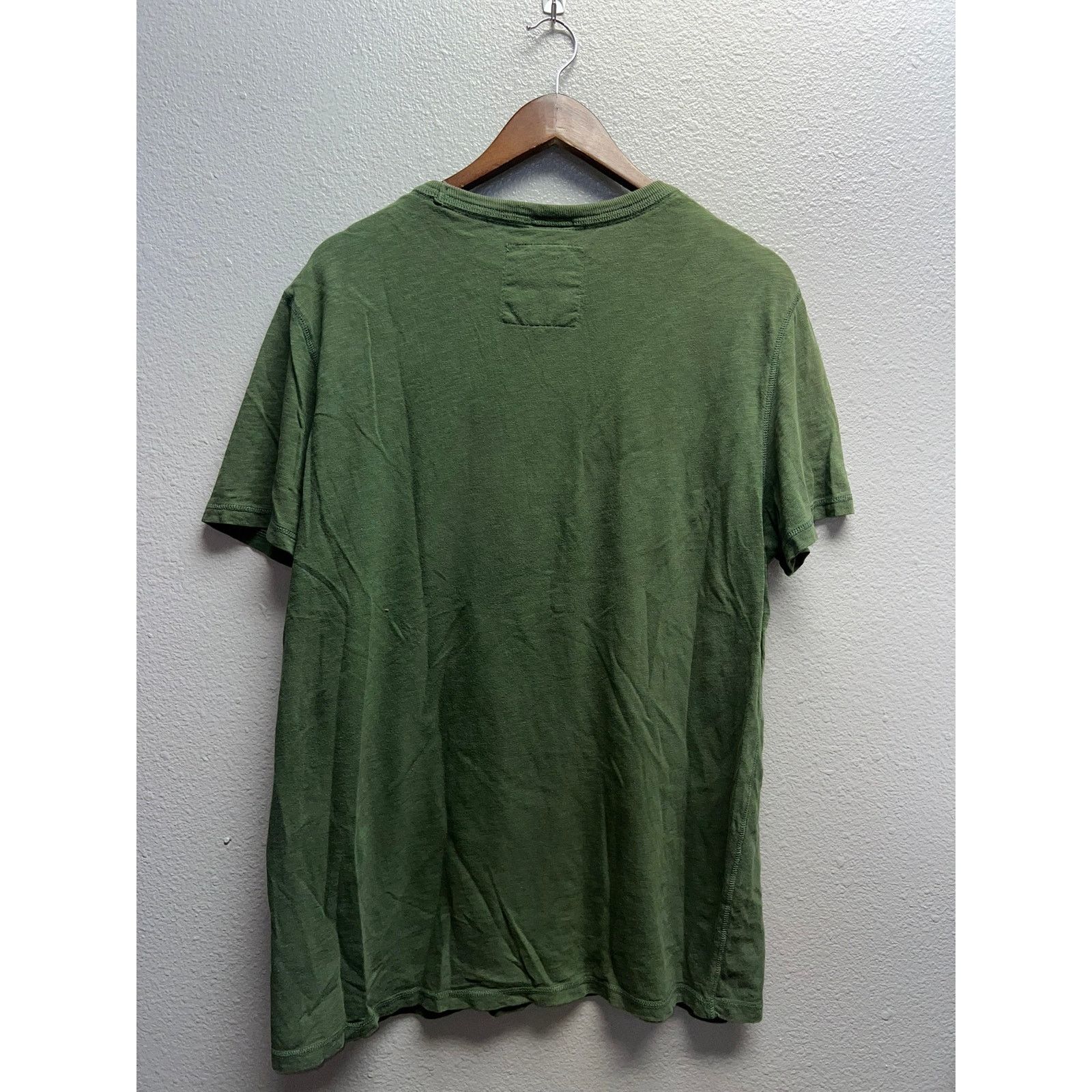 American Eagle Outfitters American Eagle US Division Shirt United States NYC Tee Y2K L Size US L / EU 52-54 / 3 - 6 Thumbnail