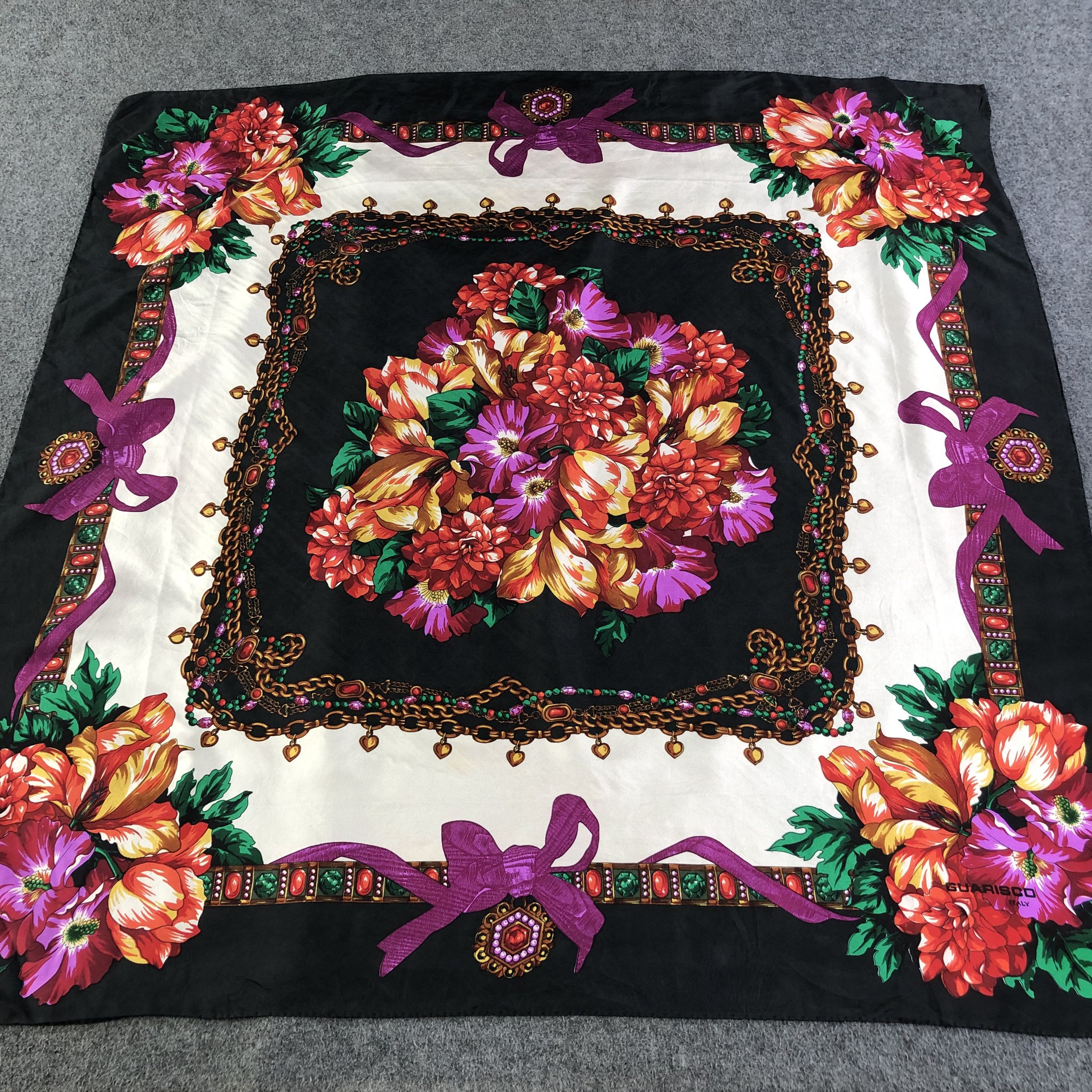 Vintage Vintage Guarisco Italy Floral Hand Rolled Silk Scarf M466 Size ONE SIZE - 1 Thumbnail