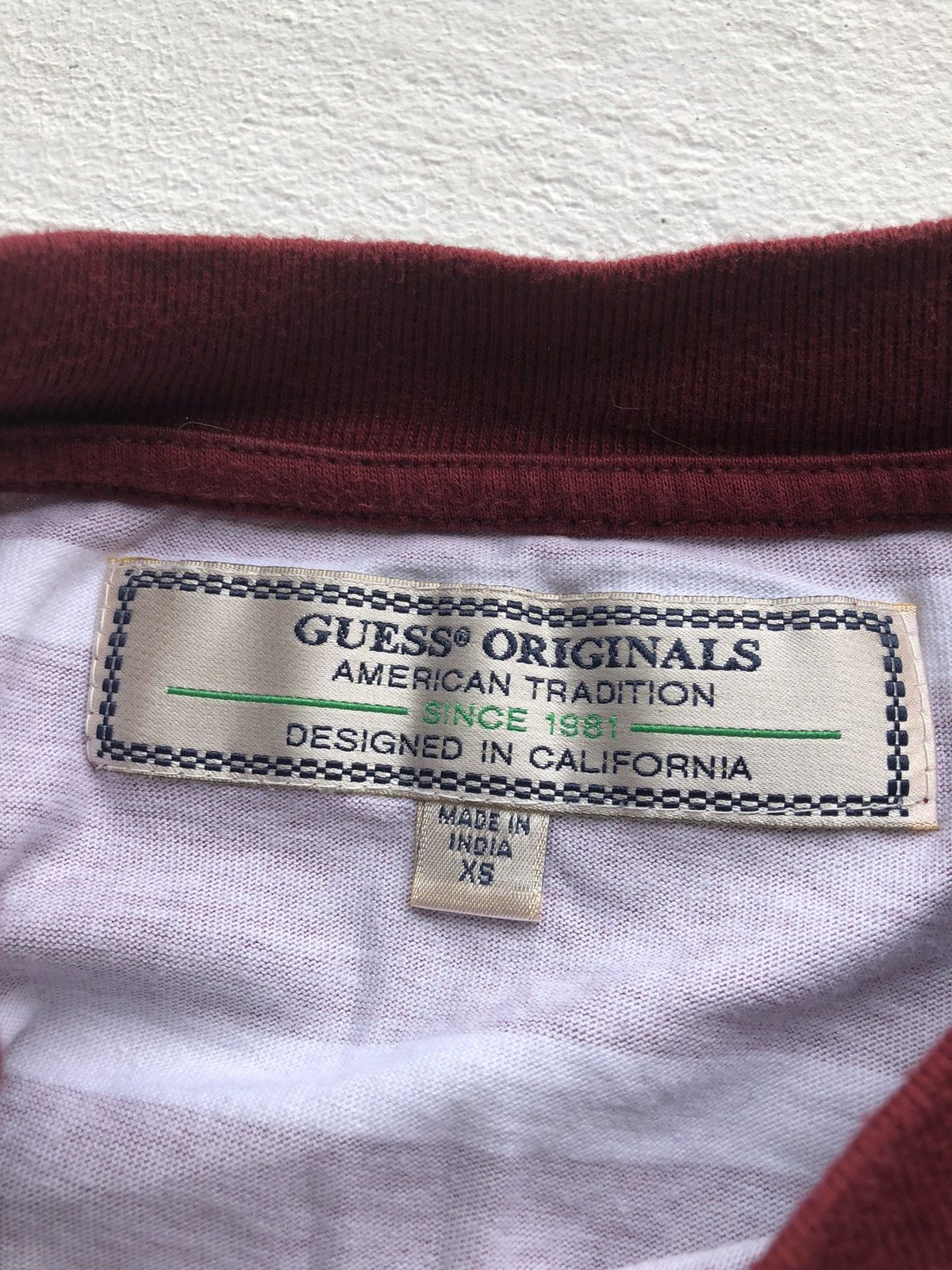 Guess Vintage GUESS Big Logo White Y2K T Shirt Size US M / EU 48-50 / 2 - 3 Thumbnail