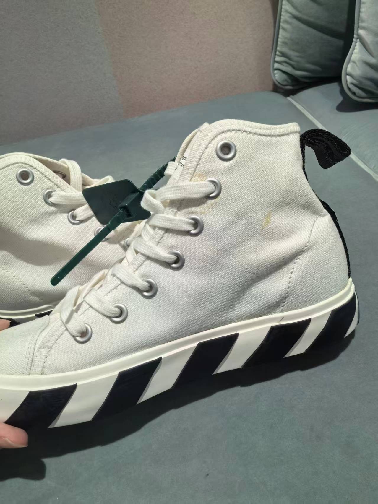 Off-White 95New Hi-Top Vulcanized Sneaker - White, 40 Size US 7 / EU 40 - 7 Thumbnail