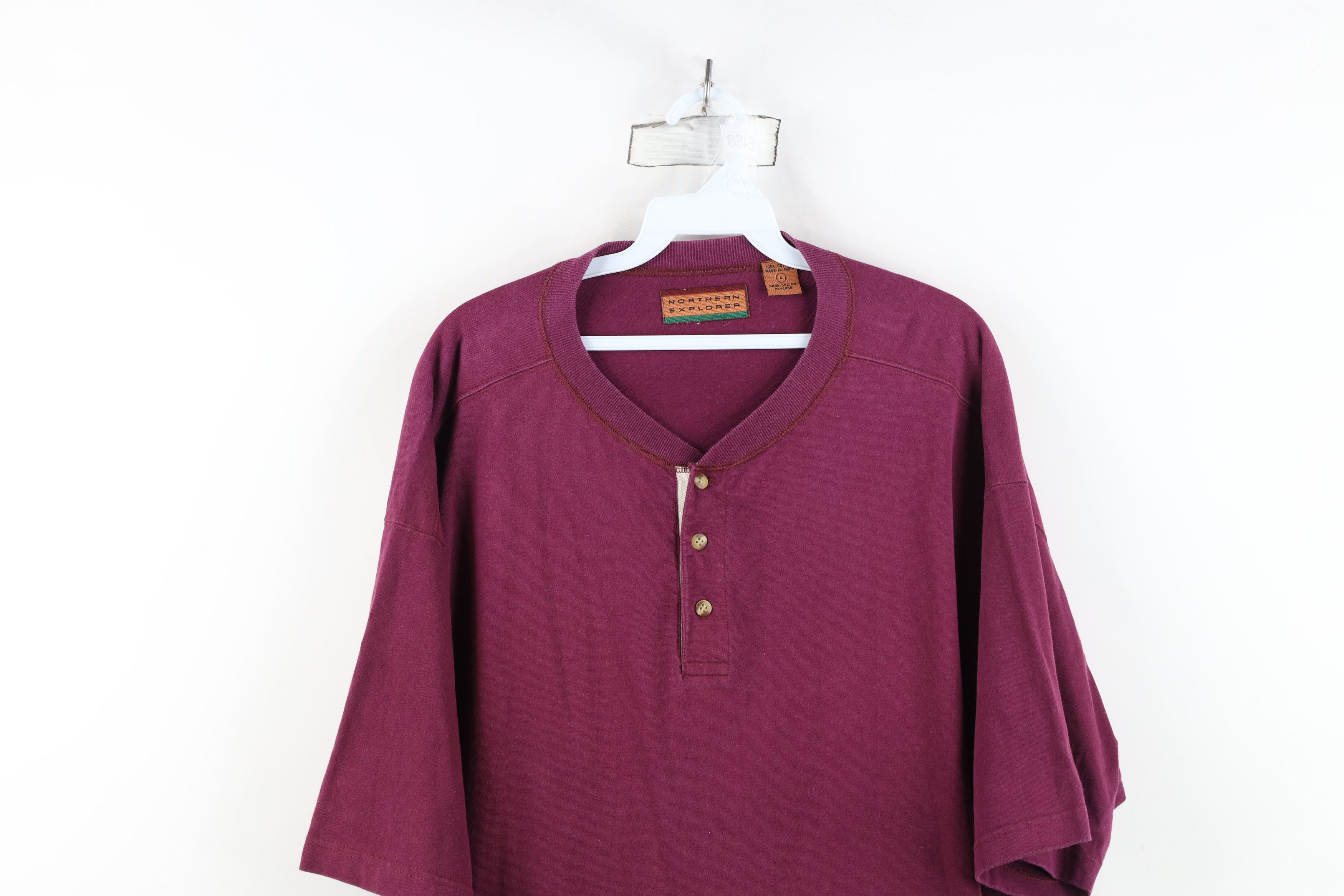 Vintage Vintage 90s Streetwear Blank Baggy Fit Henley T-Shirt Maroon Size US L / EU 52-54 / 3 - 2 Thumbnail