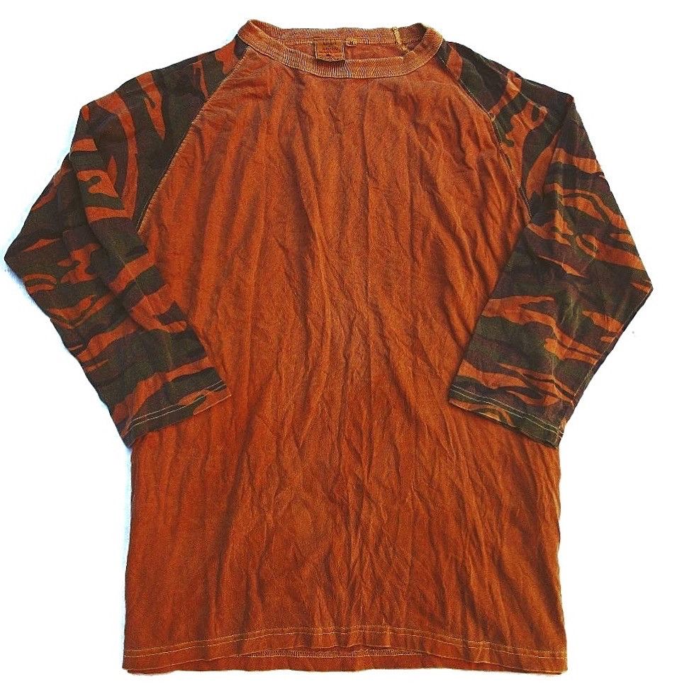 Avirex Avirex Raglan T shirt Camo on arm Camouflage raglan Size US M / EU 48-50 / 2 - 3 Thumbnail