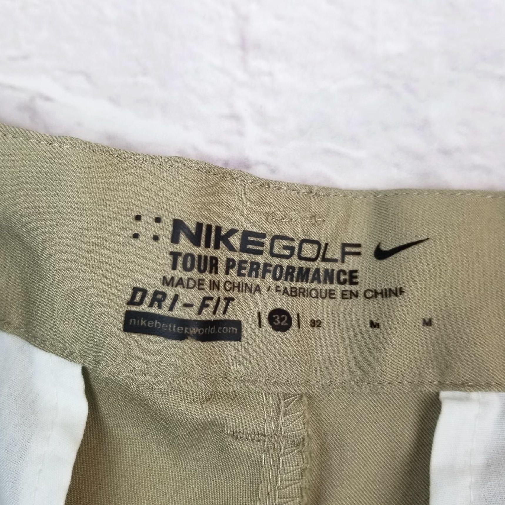 Nike Nike Golf Shorts Mens 32 Dri-Fit Khaki Tan Lightweight Stretch Chino Pocketed Regular Fit Beiges (36) Size US 36 / EU 52 - 6 Thumbnail