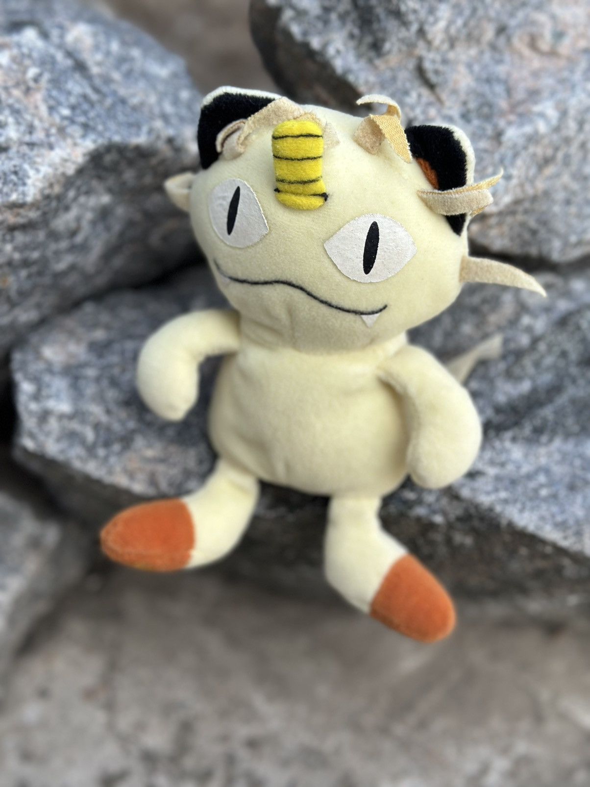 Pokemon Vintage Pokémon Toy Meowth Plush Toy 1996 Size ONE SIZE - 1 Thumbnail