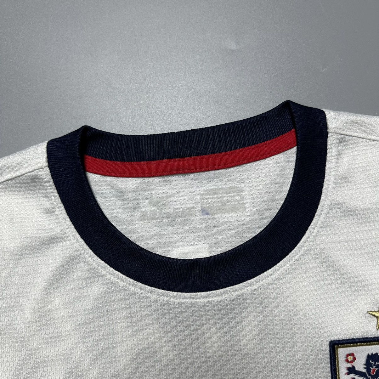 Nike ENGLAND NIKE 2013 WORLD CUP QUALIFIERS JERSEY #8 LAMPARD Size US M / EU 48-50 / 2 - 5 Thumbnail