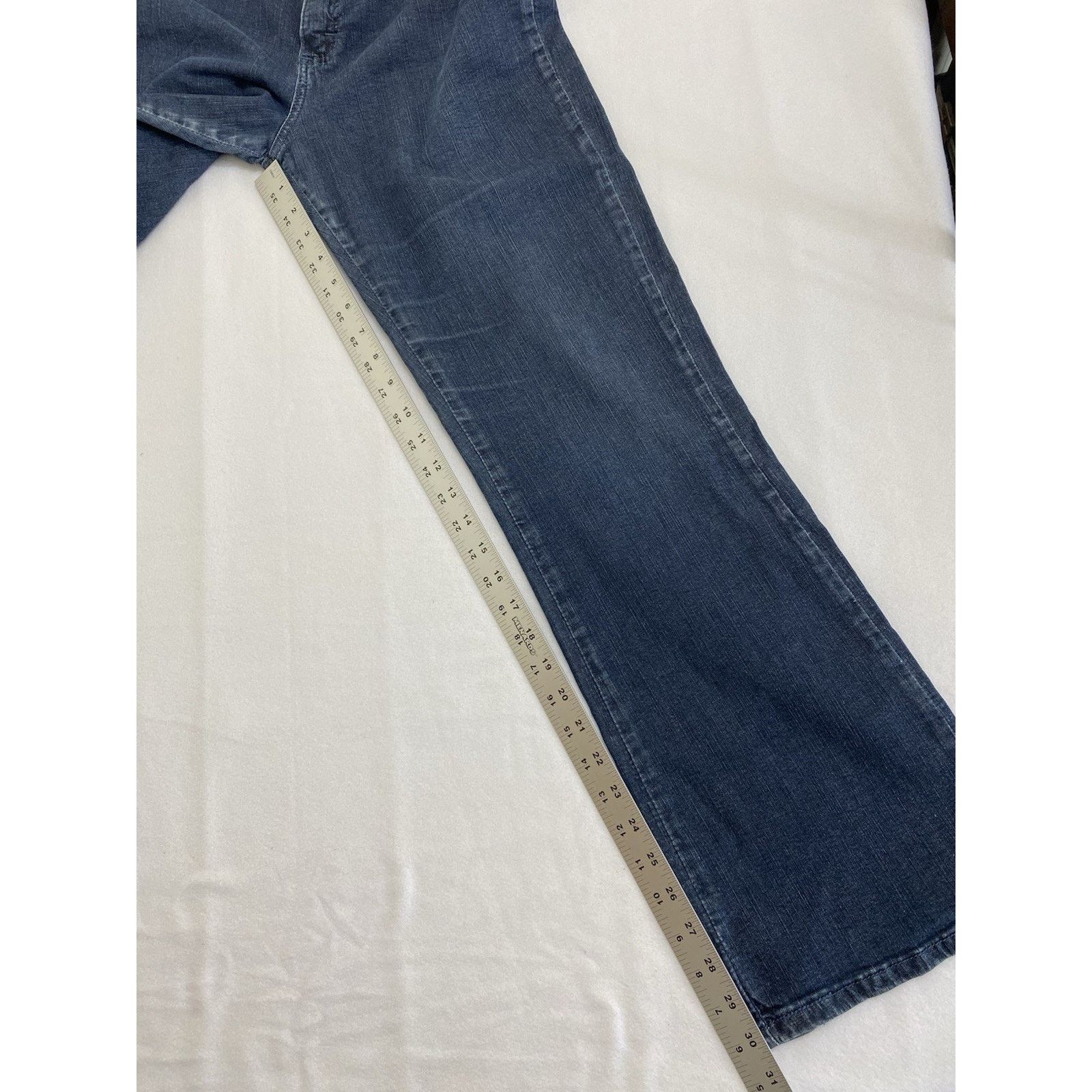 Lee Lee Jeans Women's Blue Bootcut 12 Short Flare Stretch Denim Size 32" / US 10 / IT 46 - 2 Thumbnail