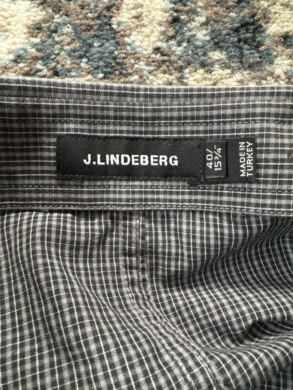 J.Lindeberg J.Lindeberg Grey Checkered Button-Down Long-Sleeve Size US M / EU 48-50 / 2 - 4 Thumbnail