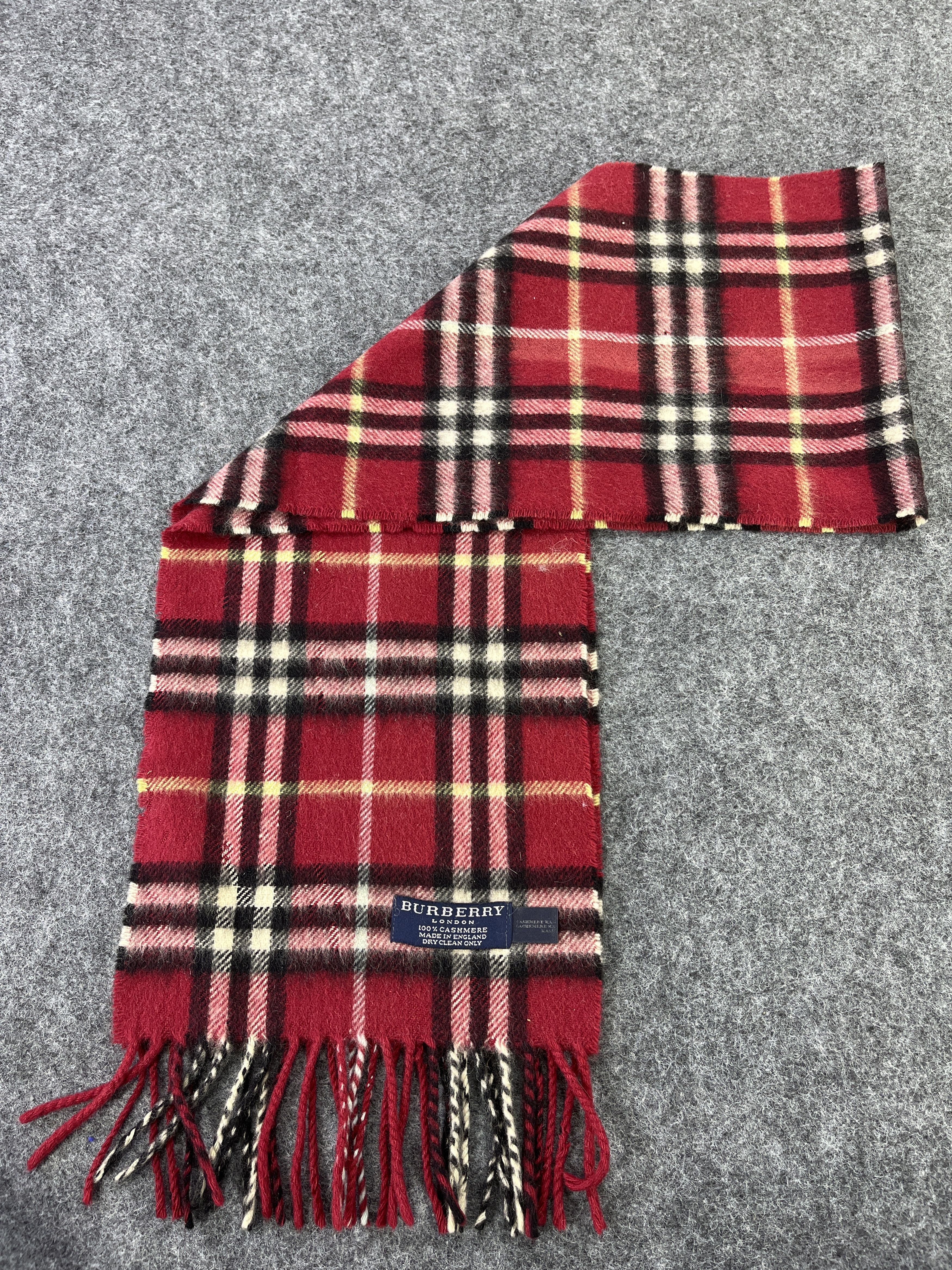 Burberry Burberry Scarf / Muffler / Neckwear - T127 Size ONE SIZE - 3 Thumbnail