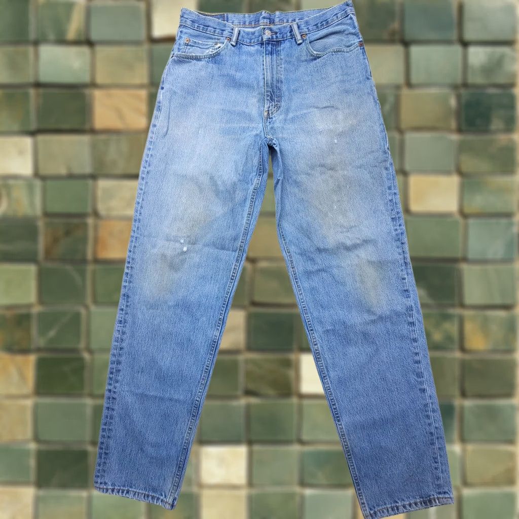 Levi's Levi's 560 Jeans Mens 36 Regular Blue Denim 5-Pocket Comfortable Relaxed Fit Inseam 37 Size US 36 / EU 52 - 1 Thumbnail