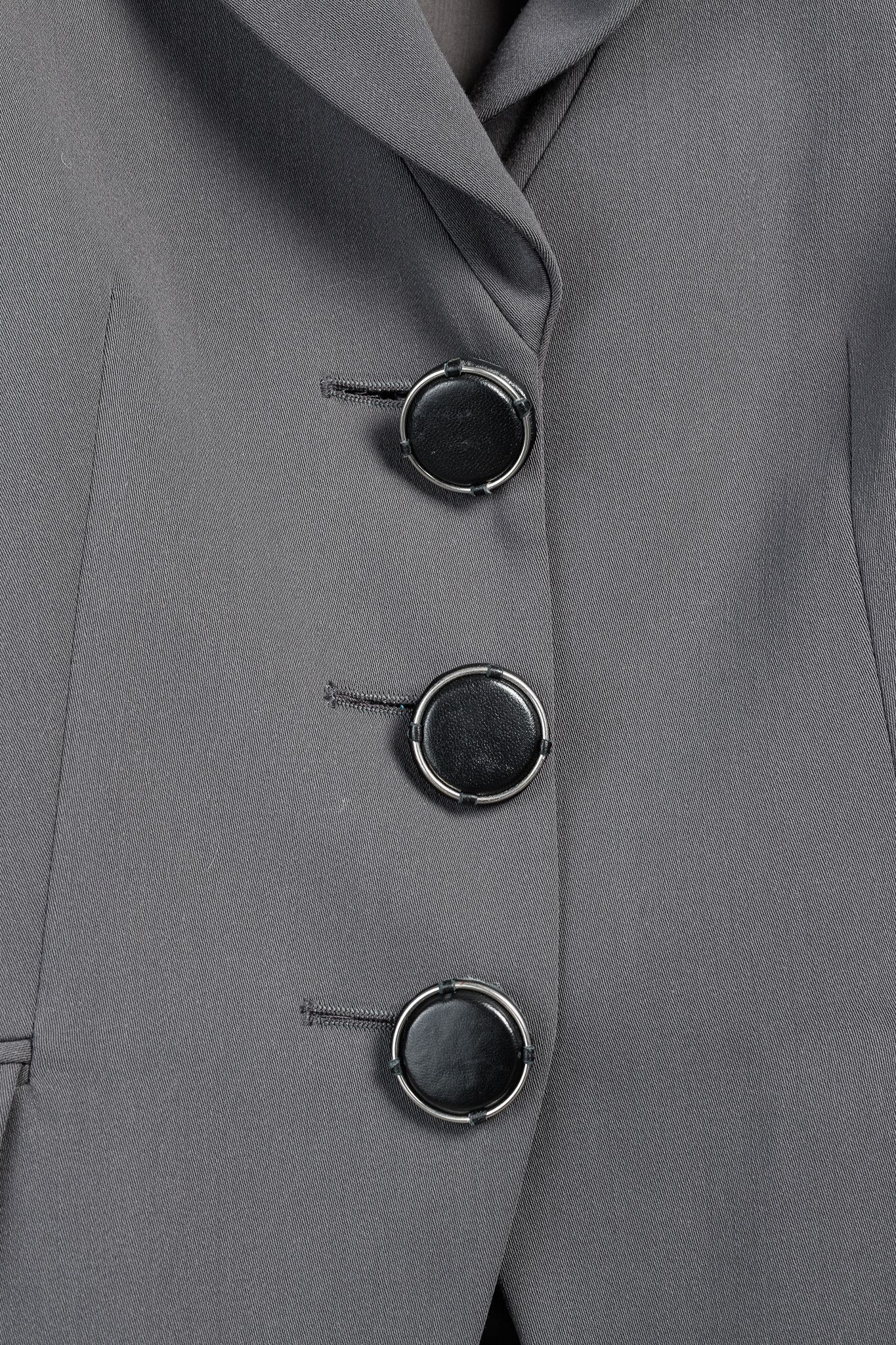 Giorgio Armani Giorgio Armani Wool Blazer With Raised Leather Buttons Size XS / US 0-2 / IT 36-38 - 8 Thumbnail