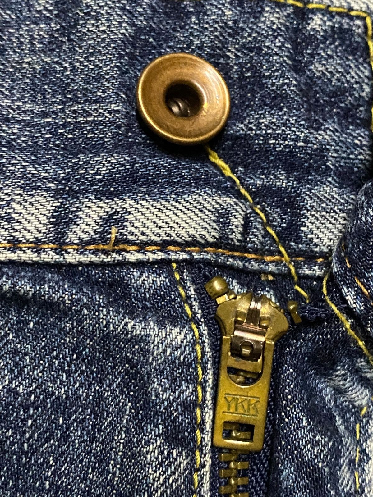 Japanese Brand Vintage Japanese Brand Revolution Faded Wash Wide Leg Jeans Size US 36 / EU 52 - 7 Thumbnail