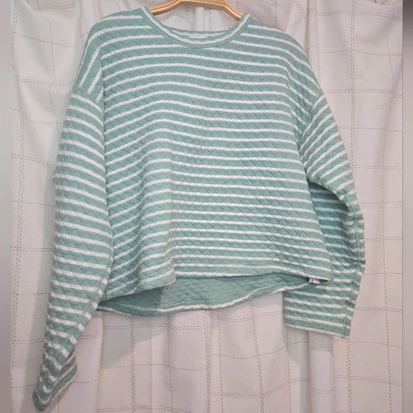 J.Crew J Crew Reversible Quilted Pullover Size S / US 4 / IT 40 - 1 Thumbnail