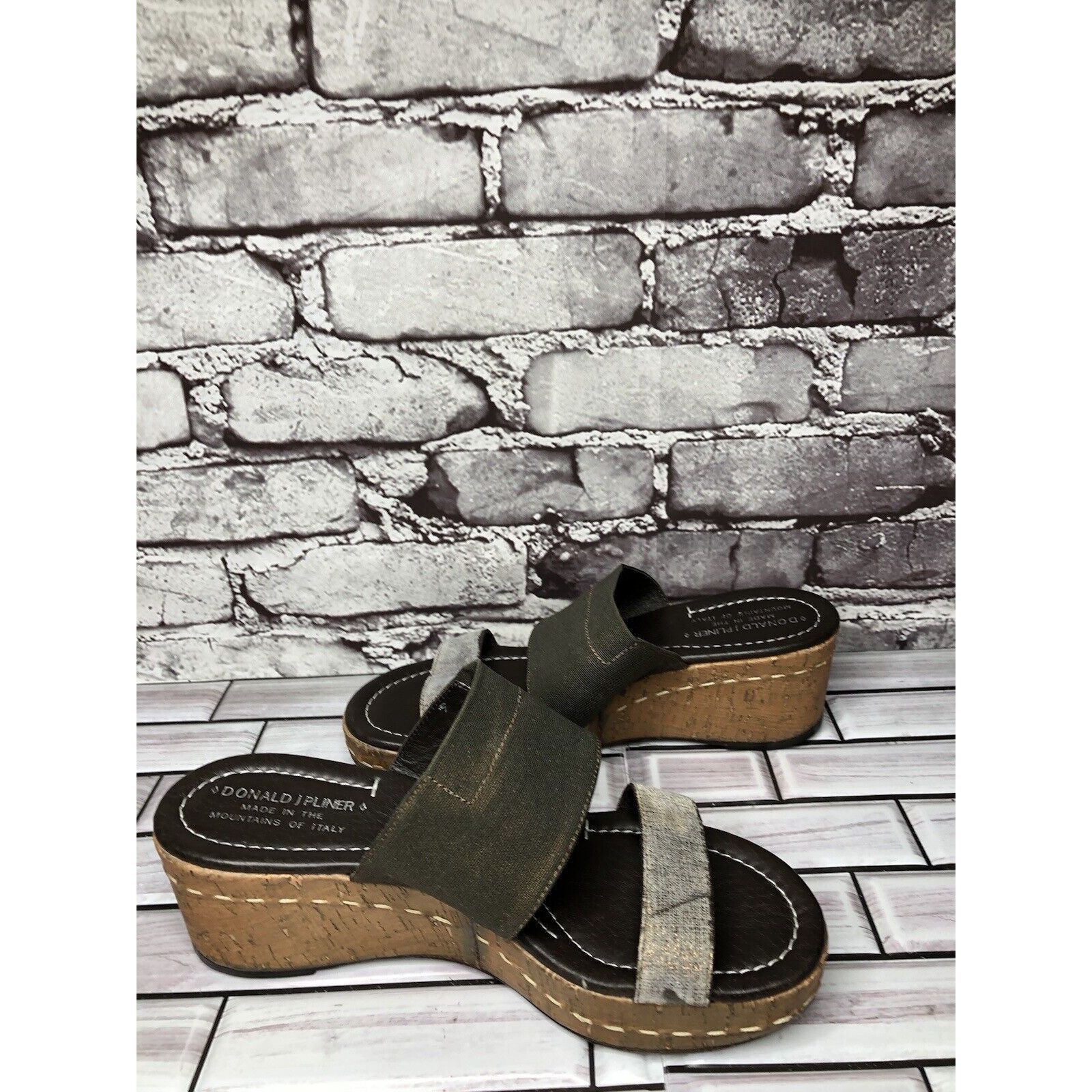Donald Pliner Donald Pliner Shera Copper Metallic Straps Cork Wedge Sandal Size US 7.5 / IT 37.5 - 9 Thumbnail