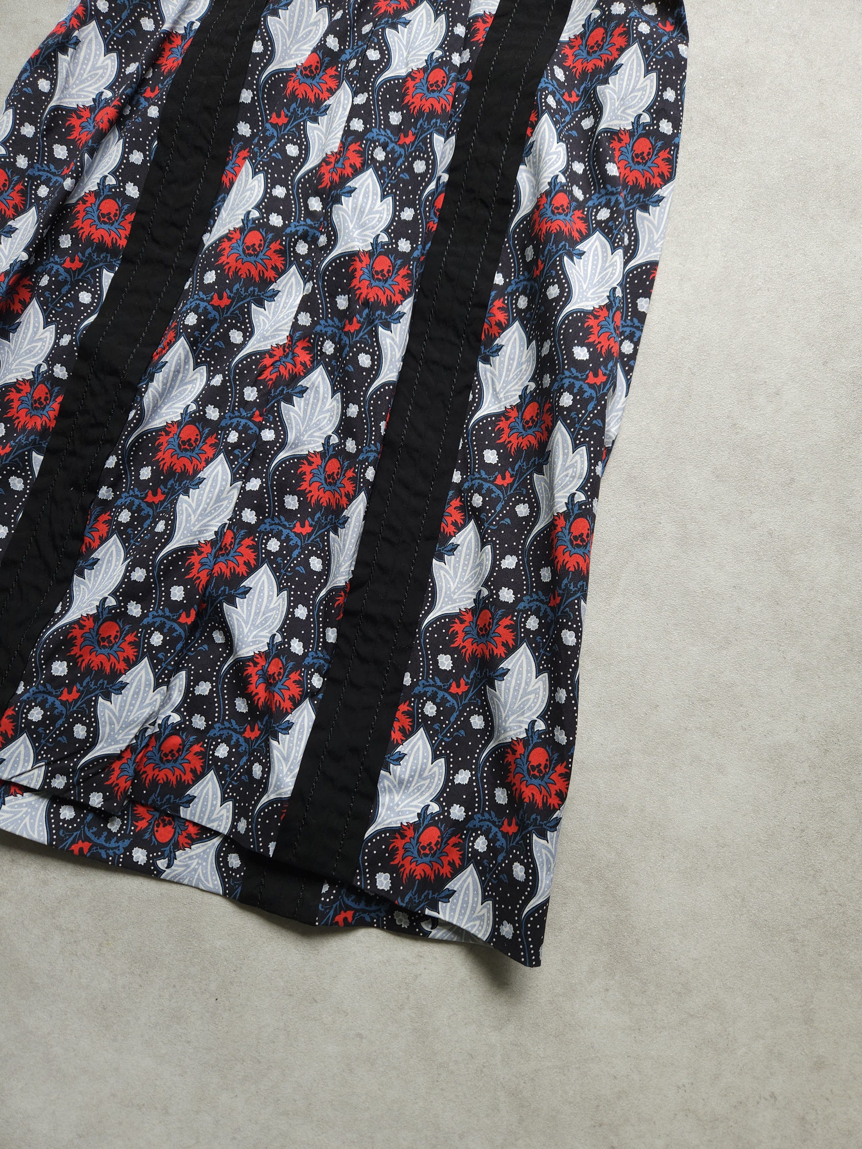 Prada SS2015 Holliday & Brown prada floral sleeveless midi dress Size XS / US 0-2 / IT 36-38 - 8 Thumbnail
