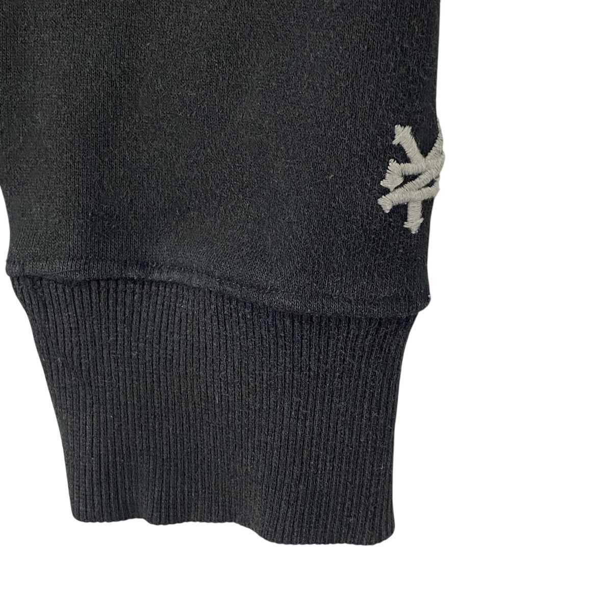 Vintage Vintage Zoo York Full Zip Hoodie Black Pullover Jumper L Size US L / EU 52-54 / 3 - 6 Thumbnail