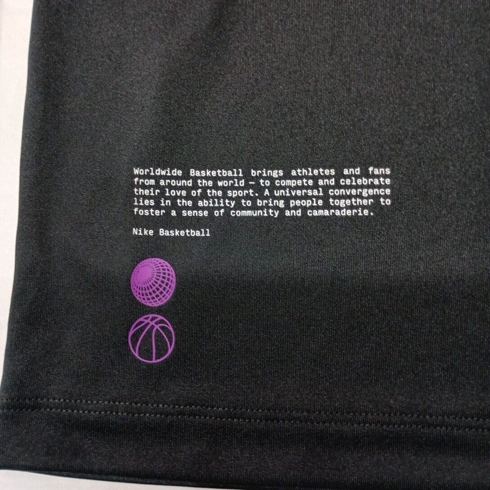 Nike Nike Basketball "Worldwide Wordsmith" T-Shirt Men's L Black Size US L / EU 52-54 / 3 - 2 Thumbnail