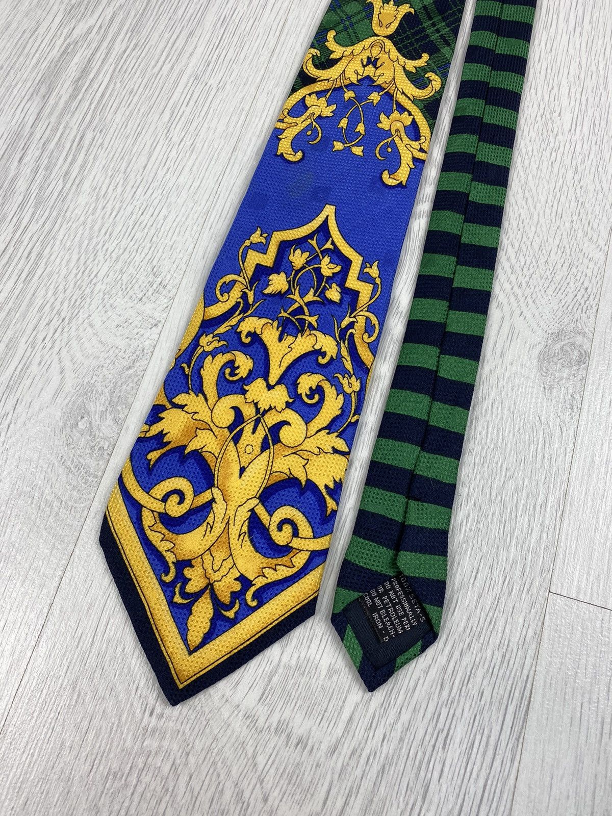 gianni versace tie vintage