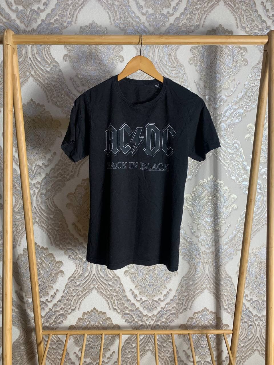 Band Tees VERY RARE AC/DC BACK IN BLACK ROCK T-SHIRT RETRO Y2K 90s Size US S / EU 44-46 / 1 - 1 Thumbnail