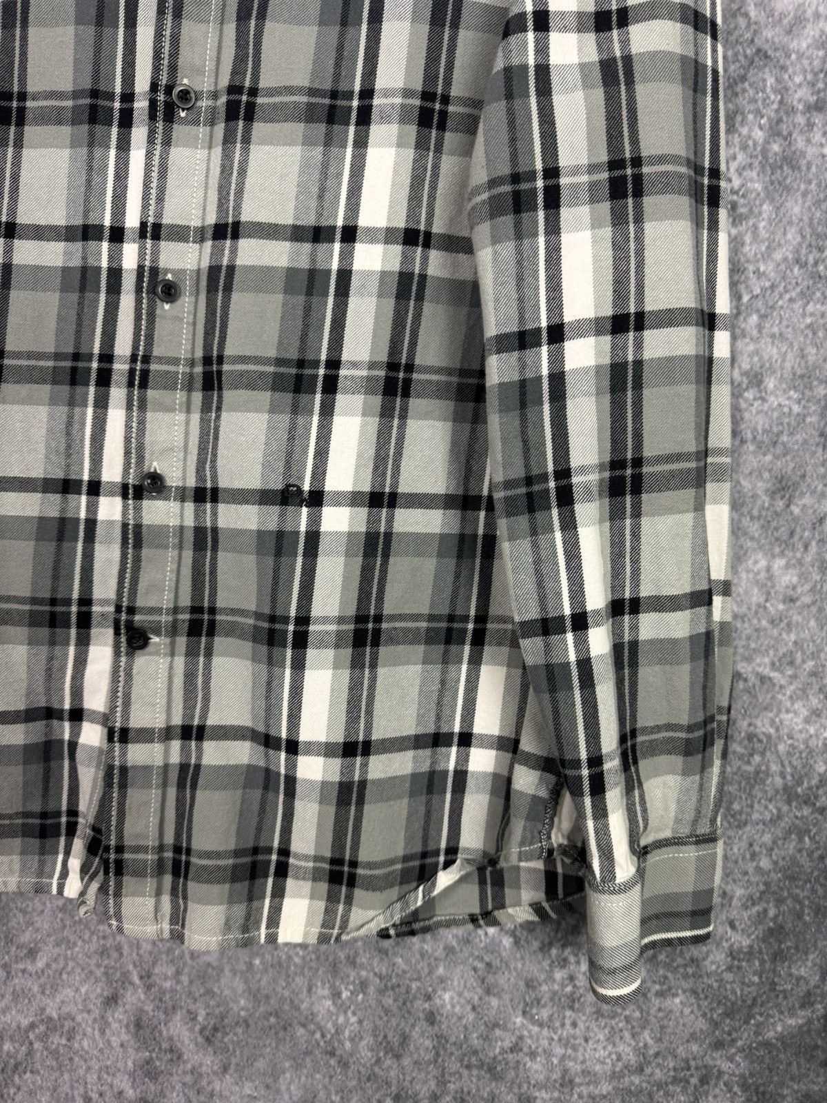 Diesel Shirt diesel men’s size L rare casual y2k sk8 denim Size US L / EU 52-54 / 3 - 9 Thumbnail