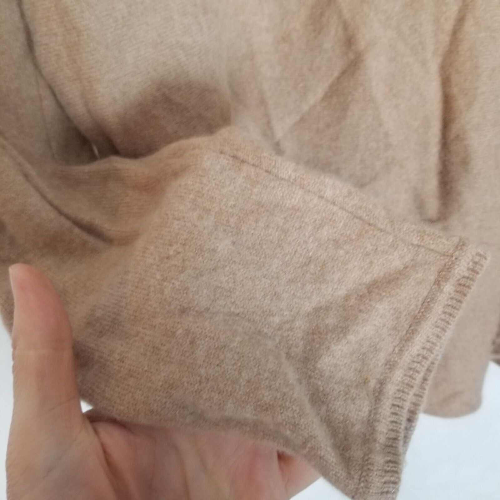 Boden Boden Womens Cashmere V-Neck Sweater Size 10 Quiet Luxury Size L / US 10 / IT 46 - 3 Thumbnail