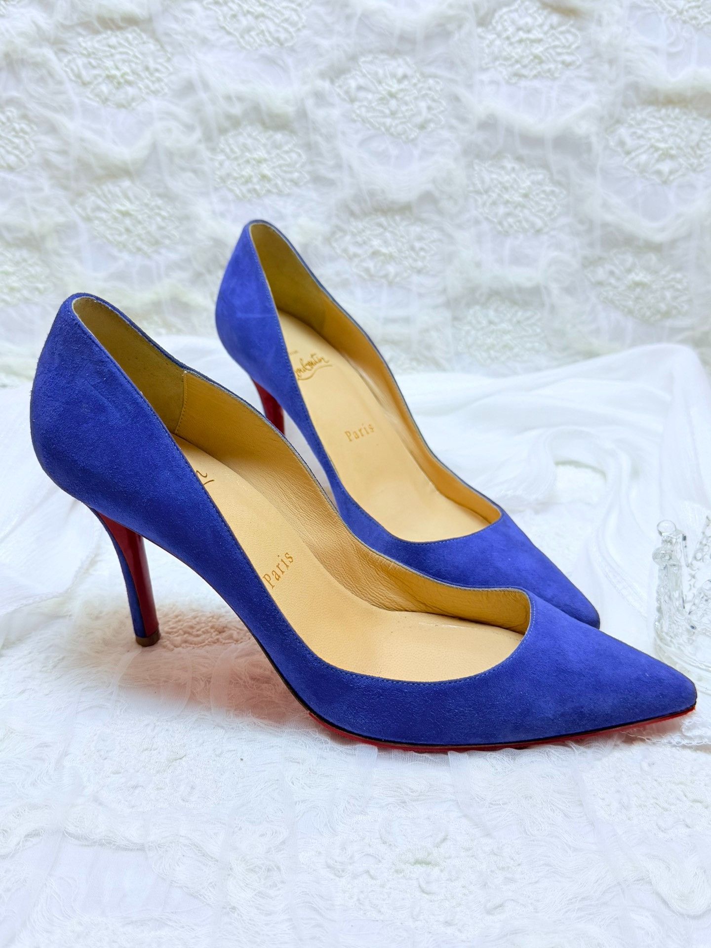 Christian Louboutin Christian Louboutin Suede Blue Lowtop Sneakers us_7 Women Size US 7 / IT 37 - 1 Thumbnail