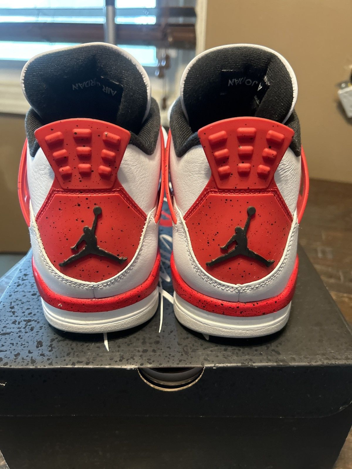 Jordan Brand Jordan 4 red cements retros Size US 10.5 / EU 43-44 - 5 Thumbnail