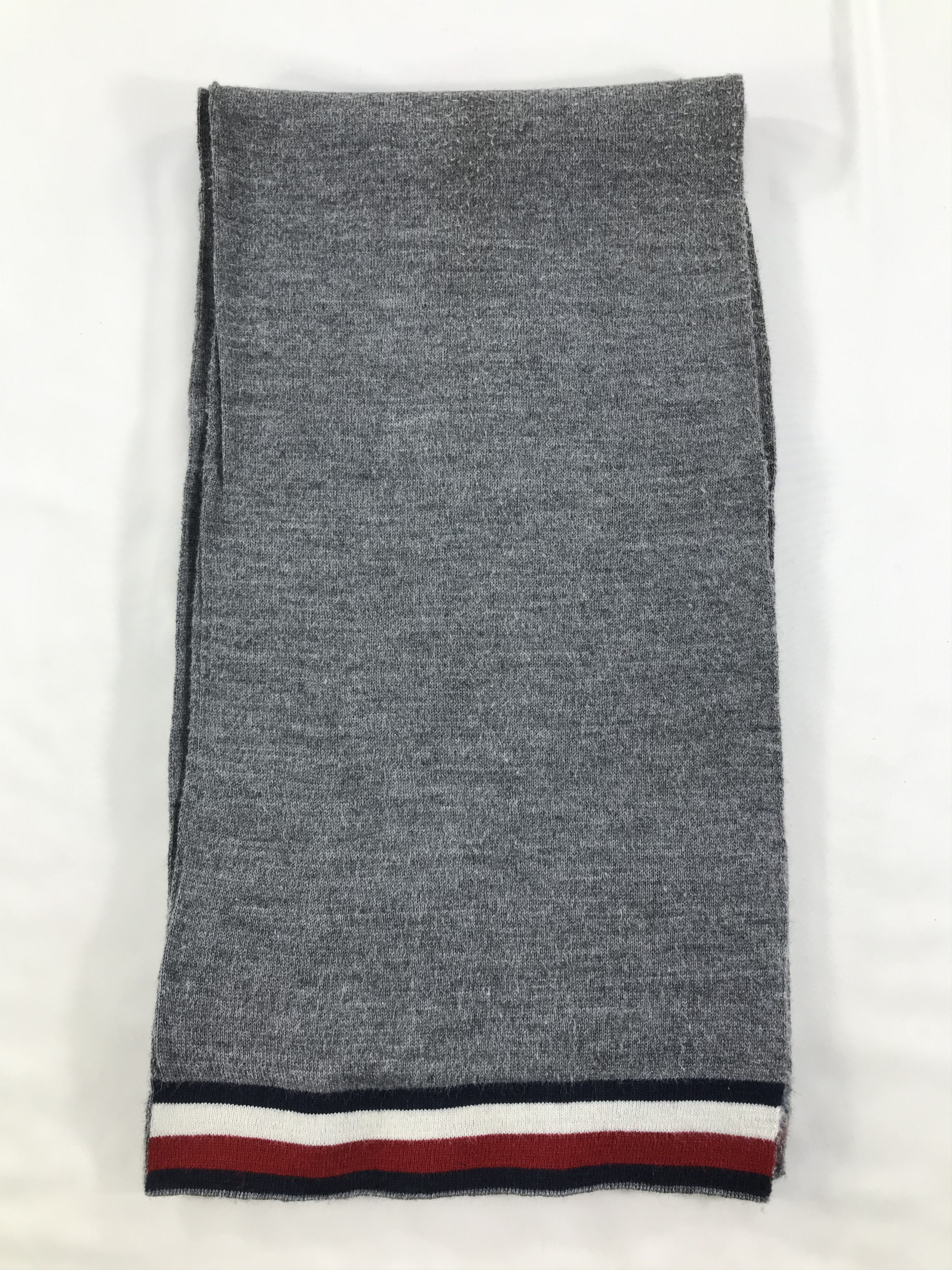 Tommy Hilfiger Vintage Tommy Hilfiger Scarf/Muffler/Neckwear MF1326 Size ONE SIZE - 2 Thumbnail