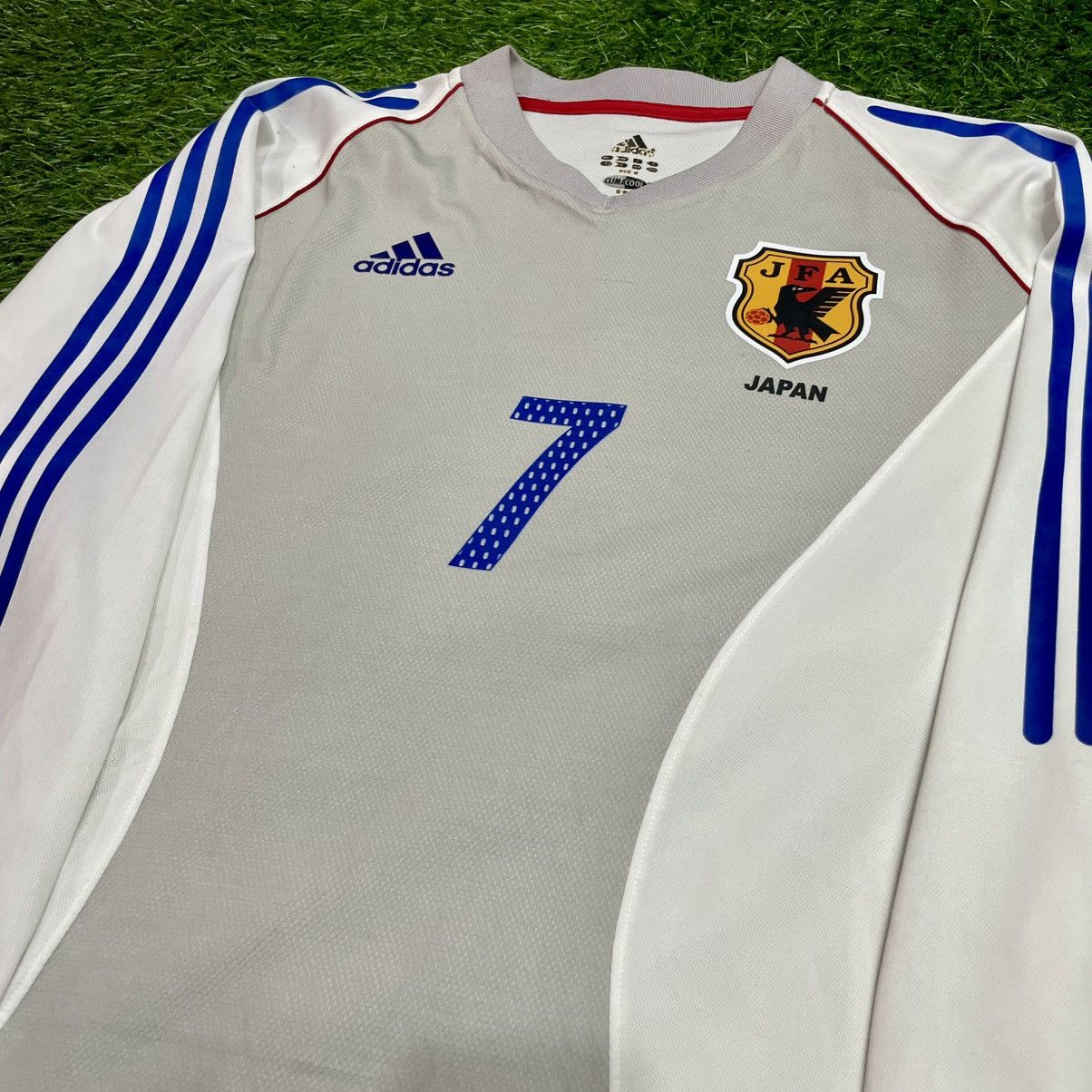 Adidas Adidas Japan Away World Cup 2002 Nakata #7 Soccer Jersey Size US M / EU 48-50 / 2 - 3 Thumbnail
