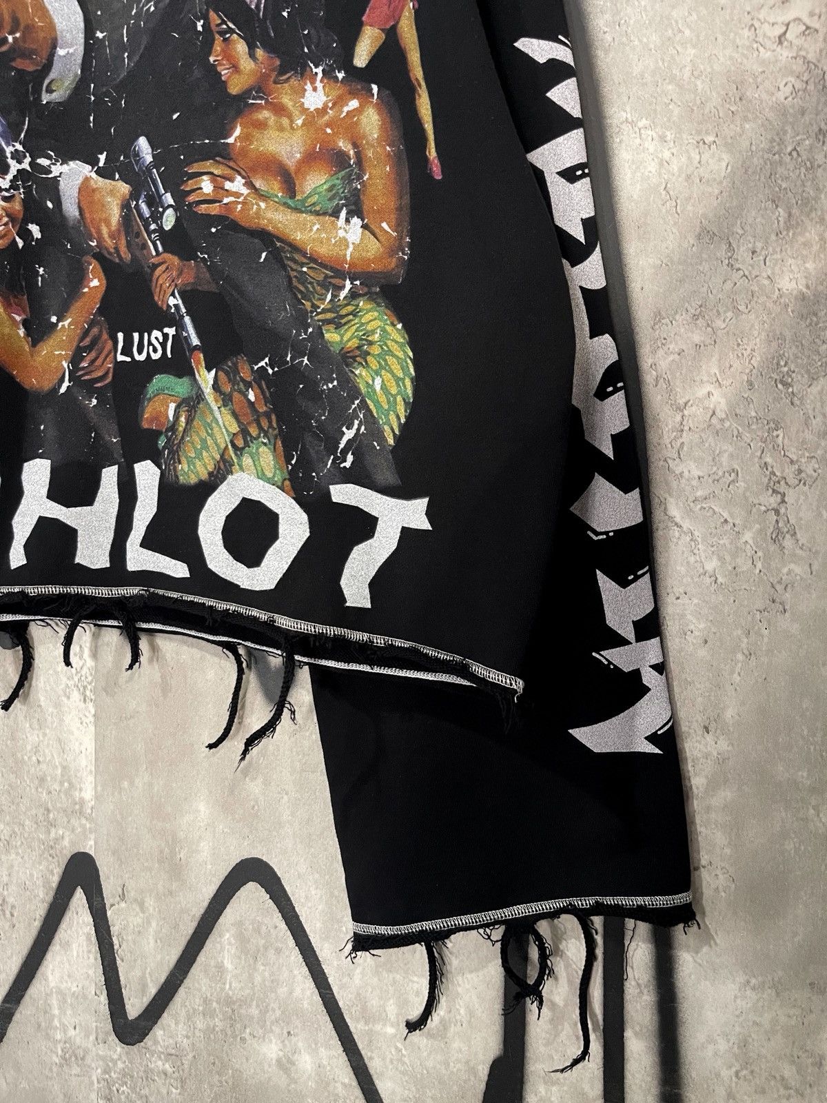 Other Auhlot ‘Dolemite’ Distressed Long Sleeve Size US L / EU 52-54 / 3 - 4 Thumbnail