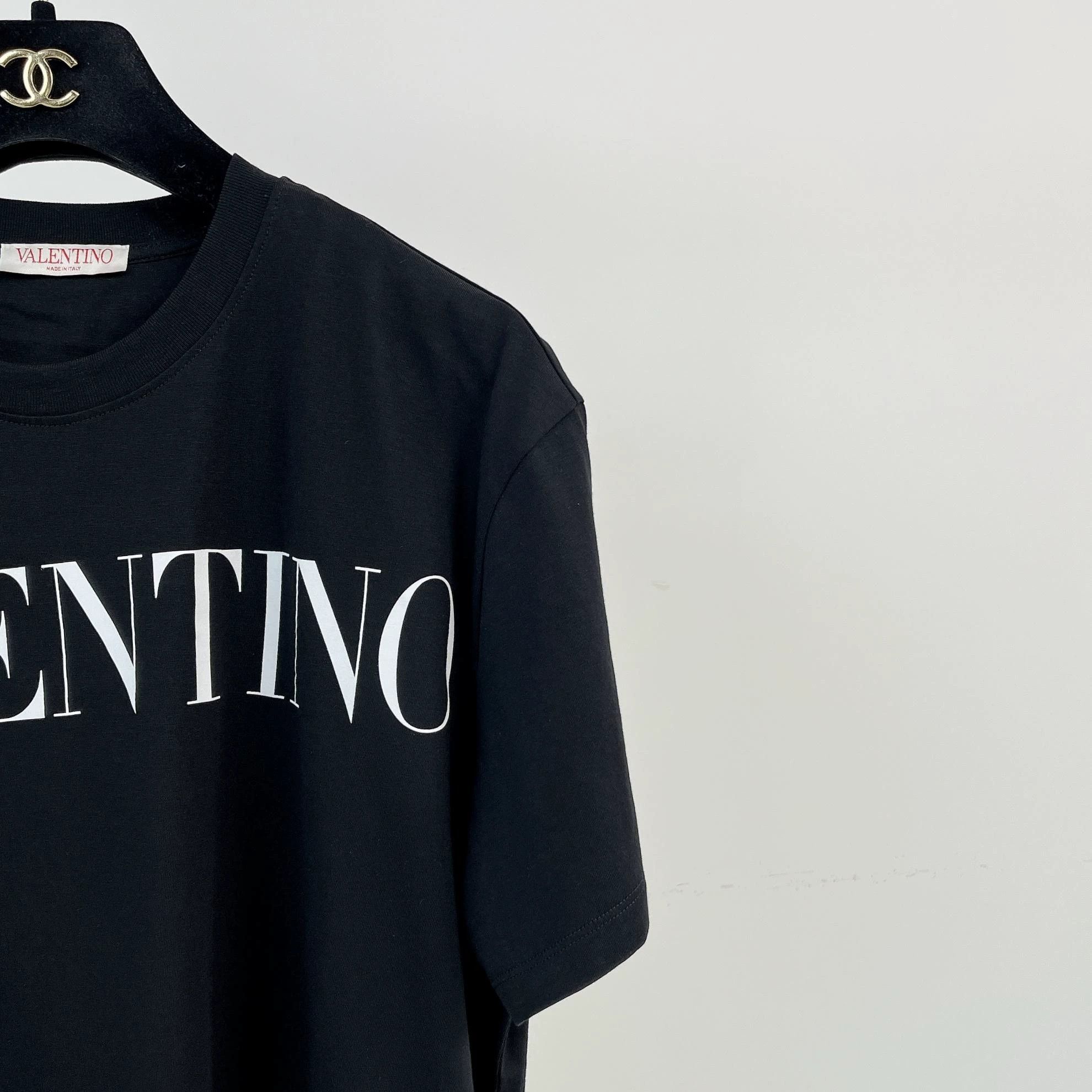 Valentino Valentino Black Logo Print Short Sleeve Tee Size M Size US M / EU 48-50 / 2 - 3 Thumbnail