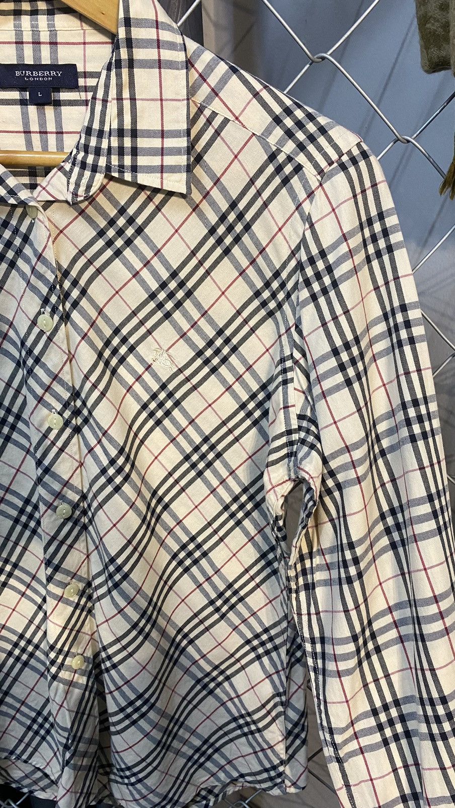Burberry × Designer × Japanese Brand VINTAGE BURBERRY LONDON CHECKED BUTTON UP SHIRT LARGE Size L / US 10 / IT 46 - 11 Thumbnail