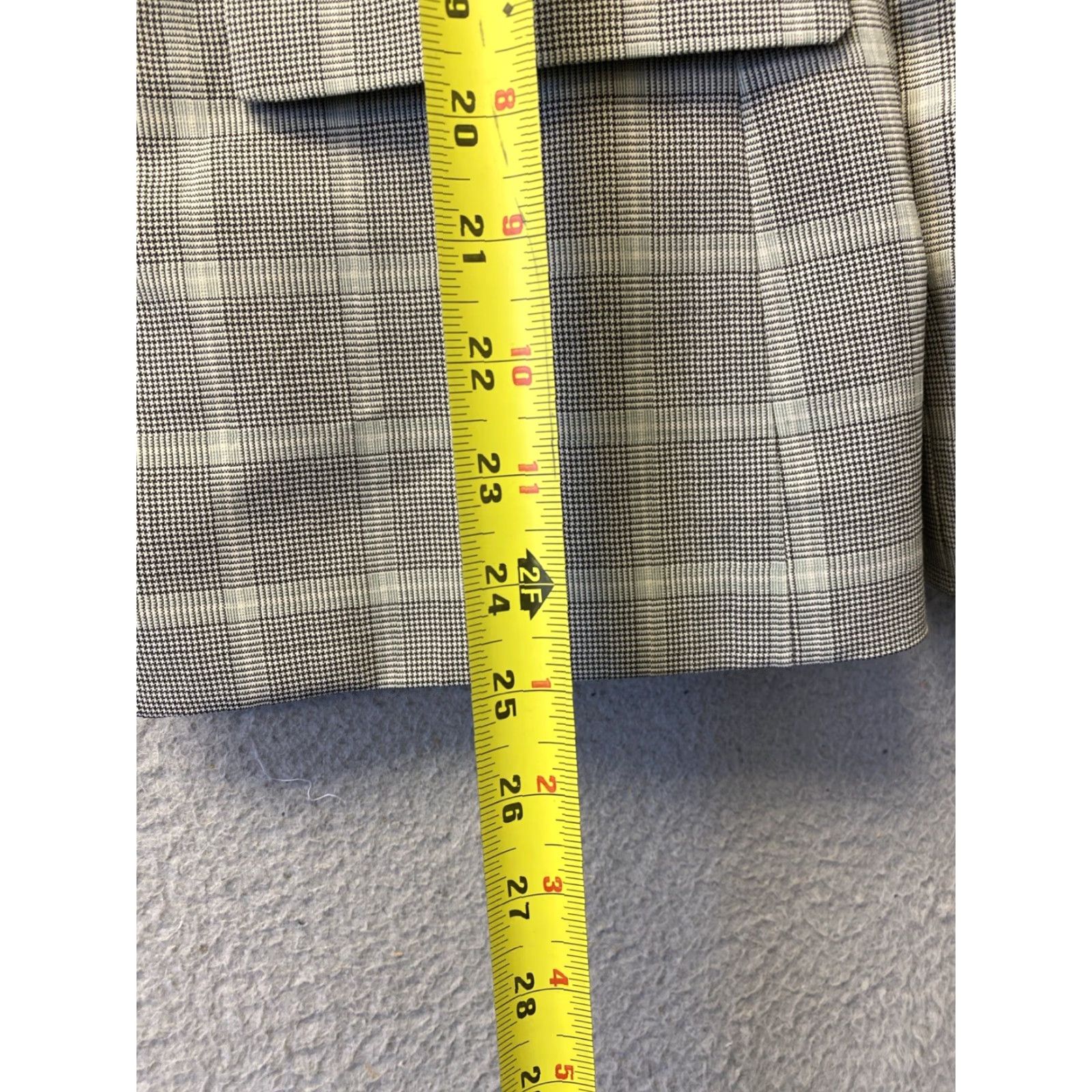 J.Crew J.CREW Women's Gray Wool Blend Blazer Jacket Size 12 Check Collared Lined Business Workwear Size XL / US 12-14 / IT 48-50 - 5 Thumbnail