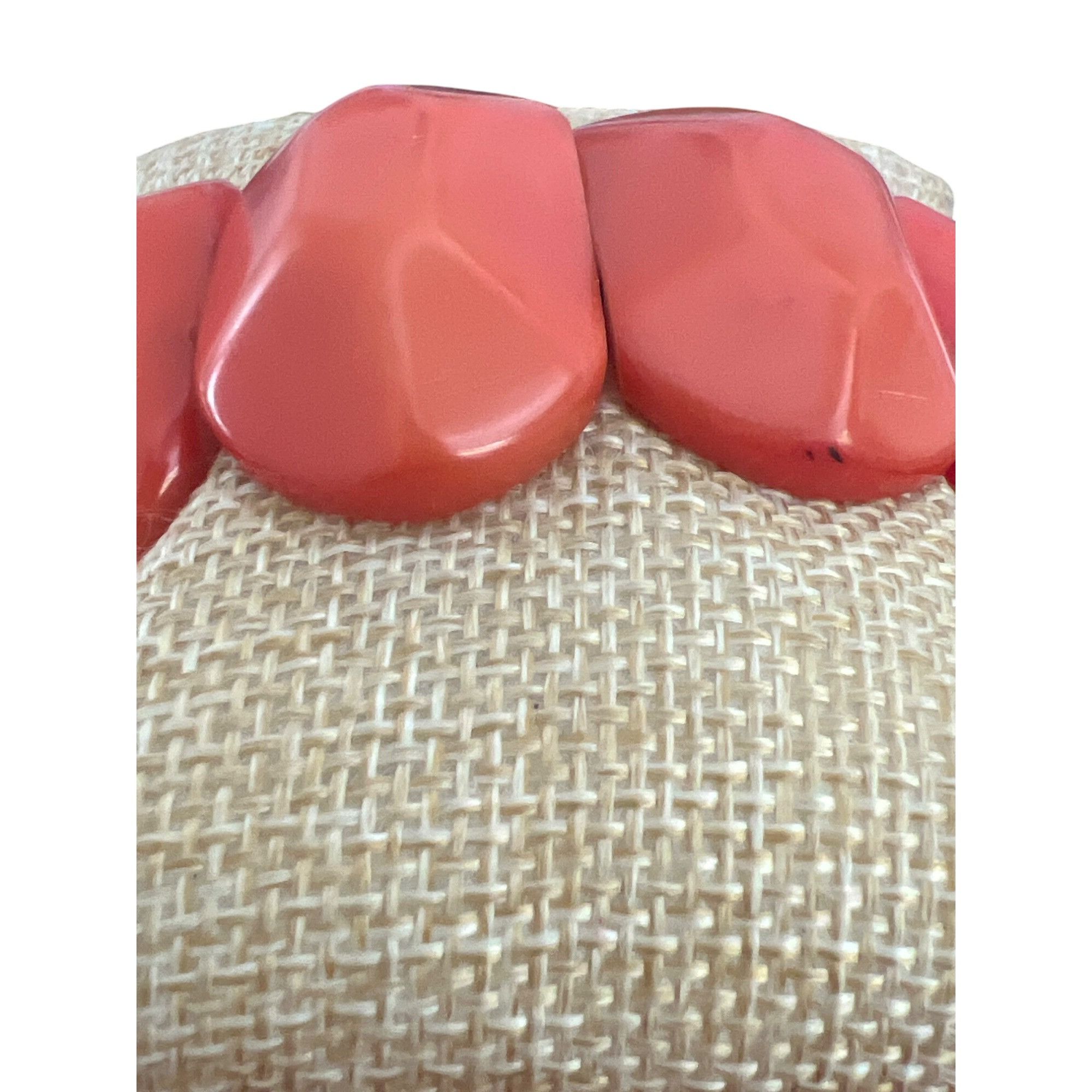 Other Vintage Chunky Orange Coral Beaded Bracelet Stretch Faceted Size ONE SIZE - 2 Thumbnail