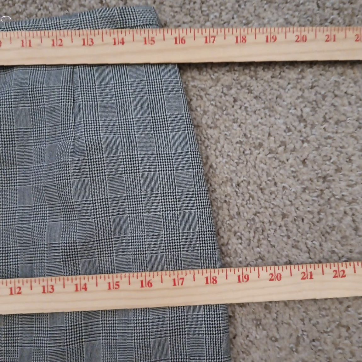 Pendleton Pendleton Skirt Women Knee Length Gray Plaid Lined Wool Pleated Size 8 Petite USA Size 30" / US 8 / IT 44 - 3 Thumbnail