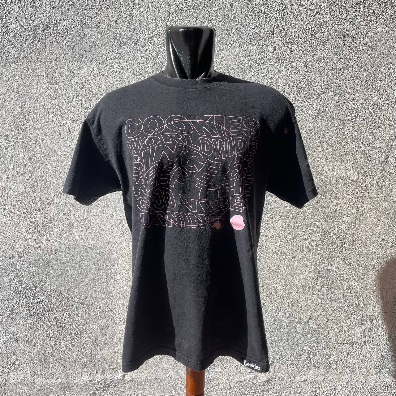 Cookies COOKIES BLACK FADED WORN TSHIRT Size US L / EU 52-54 / 3 - 1 Thumbnail
