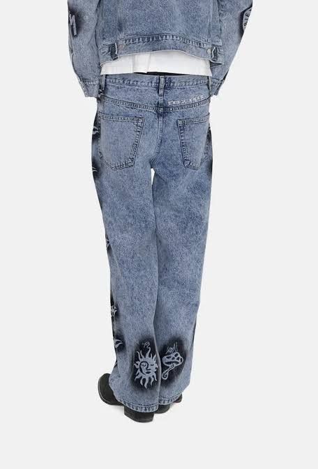 Dries Van Noten × Stussy Stussy x Dries Van noten stencil jeans Size US 28 / EU 44 - 1 Thumbnail