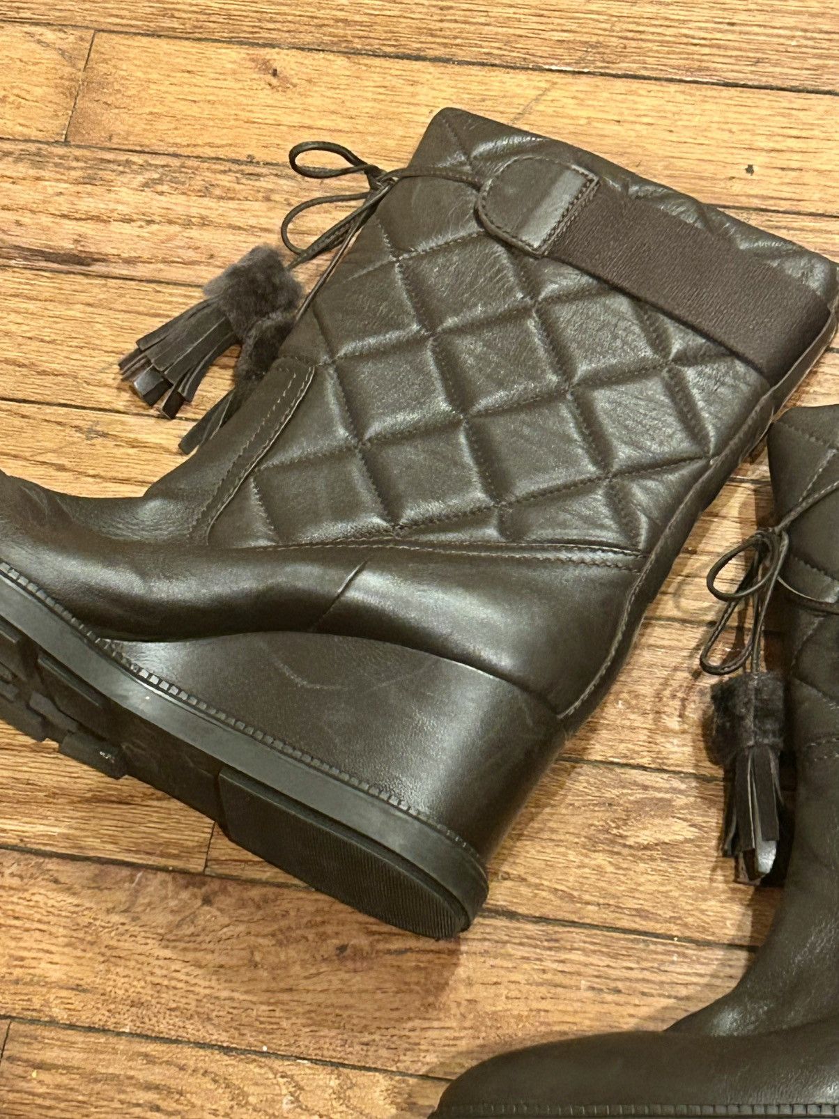 Aquatalia Aquatalia 'Caliana' Sheepskin Shearling Size US 10.5 / IT 40.5 - 3 Thumbnail