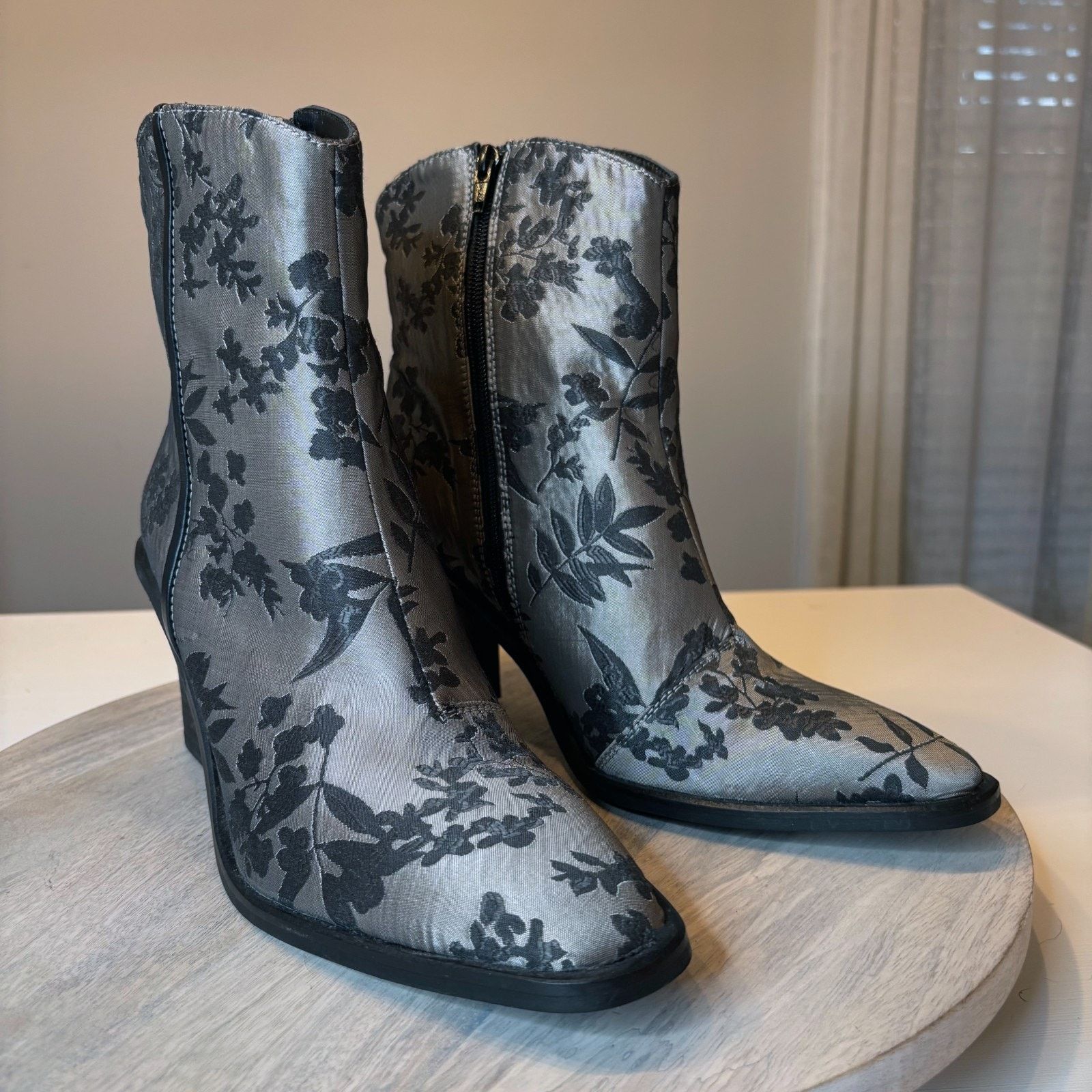 Free People Free People Barclay EU 41 Floral Jacquard Ankle Boots Sz 11 Size US 11 / IT 41 - 1 Thumbnail