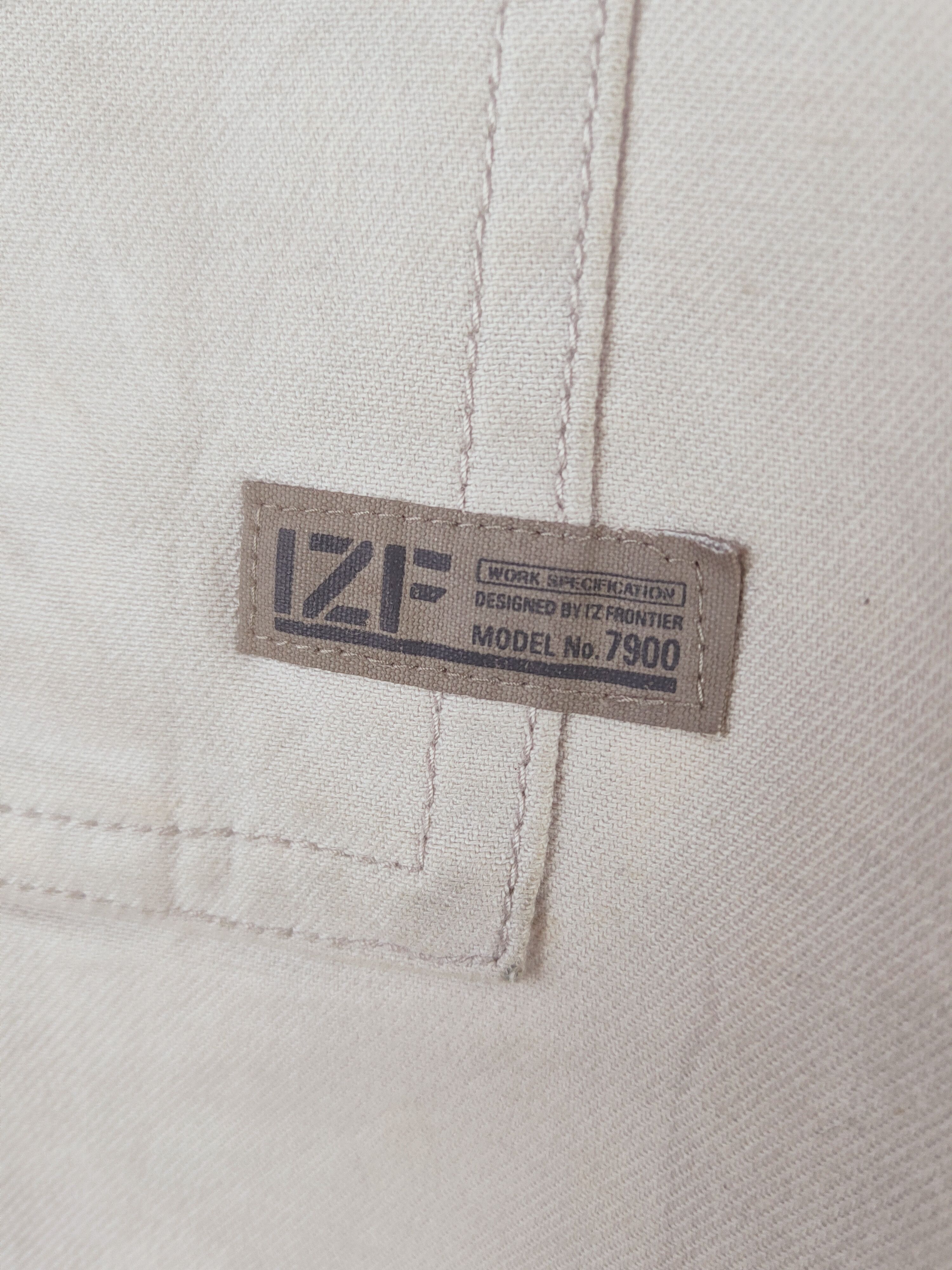 Japanese Brand I'z Frontier Multipocket cargo Joggers pants #W292 Size US 31 - 4 Thumbnail