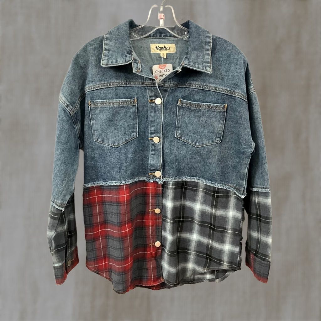 Vintage HAPTICS DENIM PLAID WOMENS BUTTON DOWN TOP SIZE SMALL NWT BLUE COLLARED LONG SLEEVE Regular Fit Casual Shirt Size S / US 4 / IT 40 - 1 Thumbnail